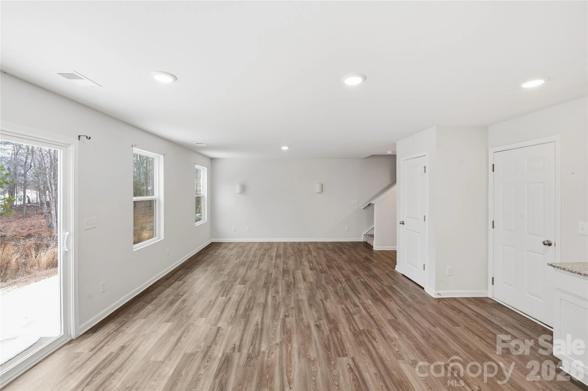 110 Oak Crossing Drive - Photo 2