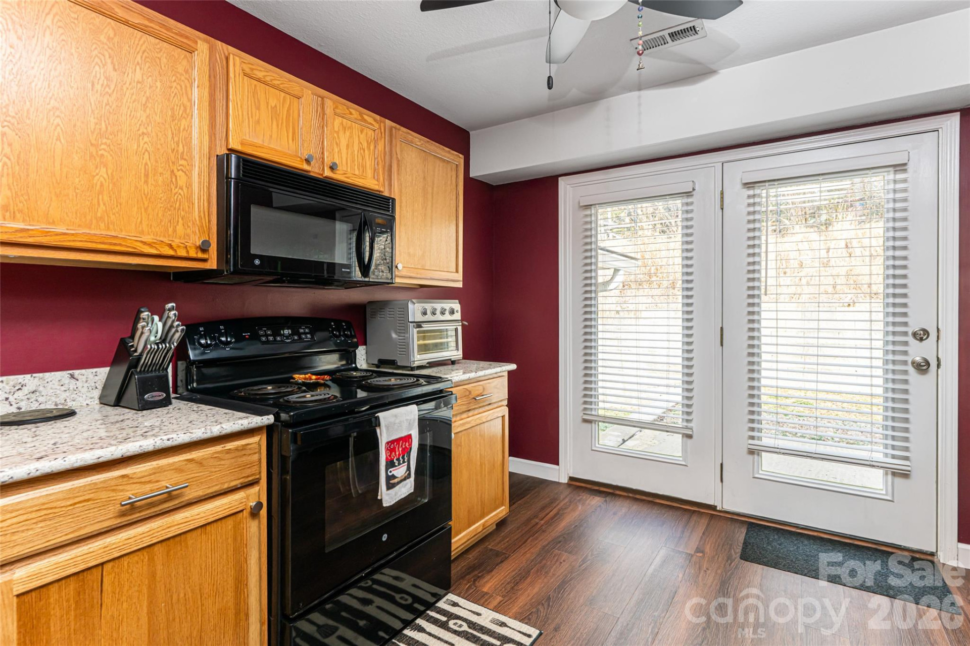 92 Wiltshire Circle - Photo 15
