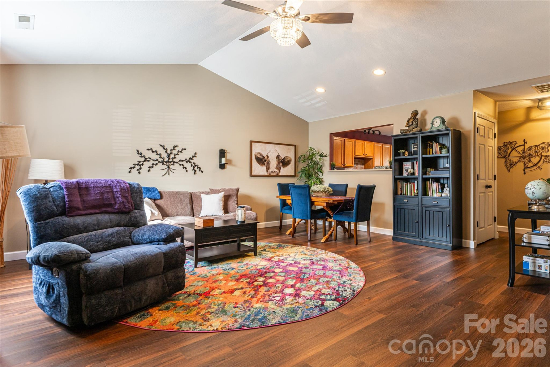 92 Wiltshire Circle - Photo 4