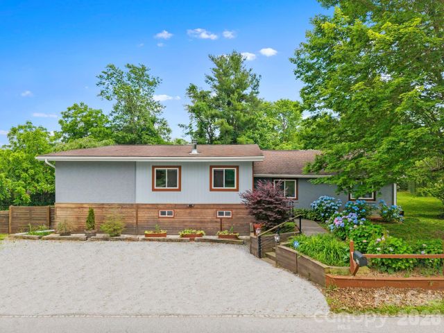 419 Blue Ridge Road, East Flat Rock, NC, 28726