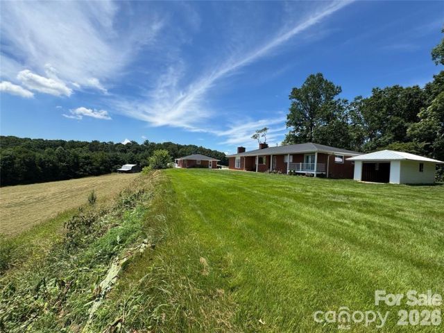 598 Miles View Road, Mills River, NC, 28759