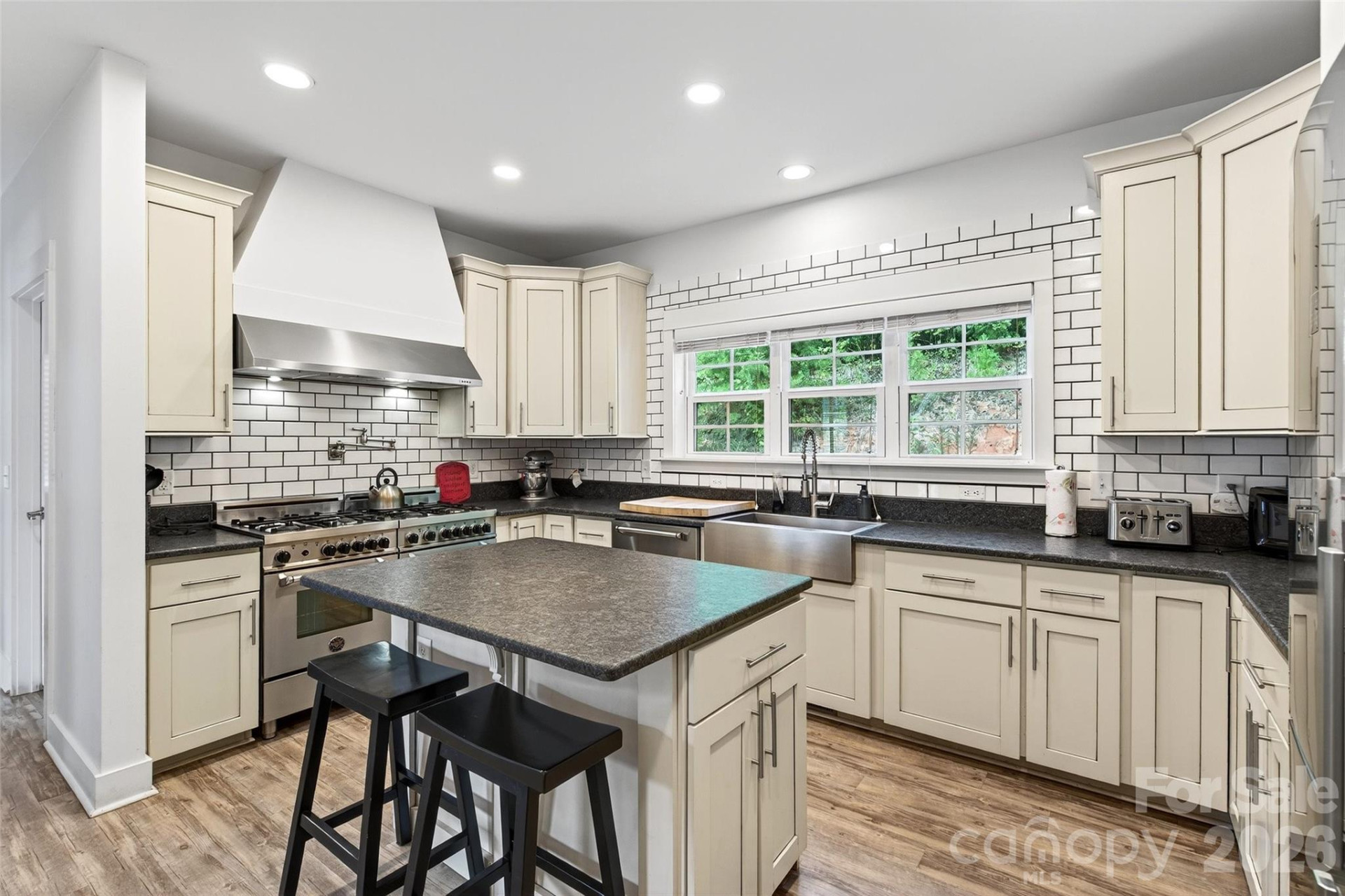 8026 Buck Creek Road - Photo 7