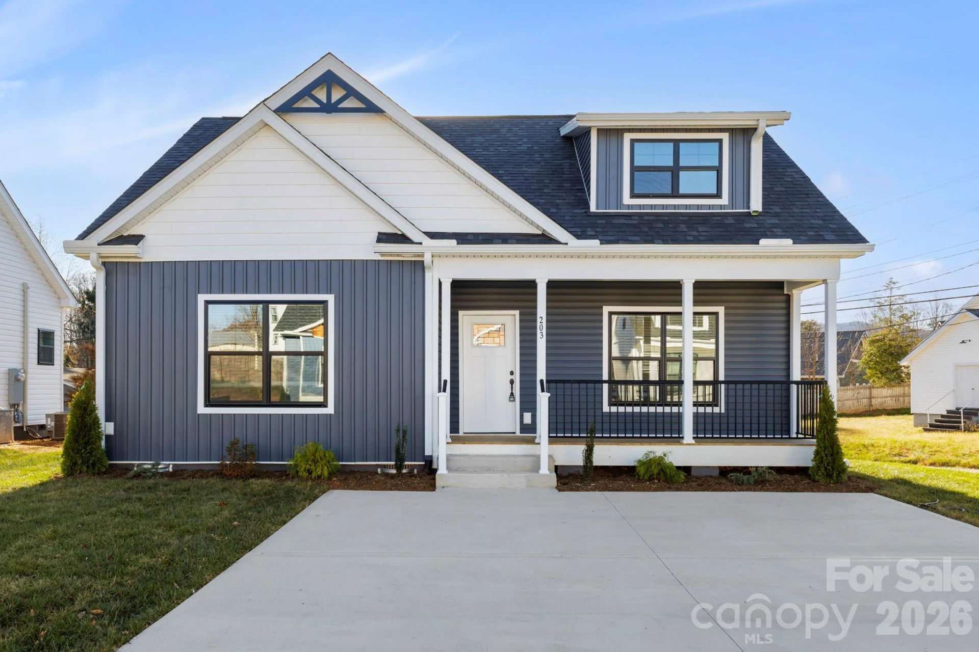 203 Southern Charm Road - Photo 2