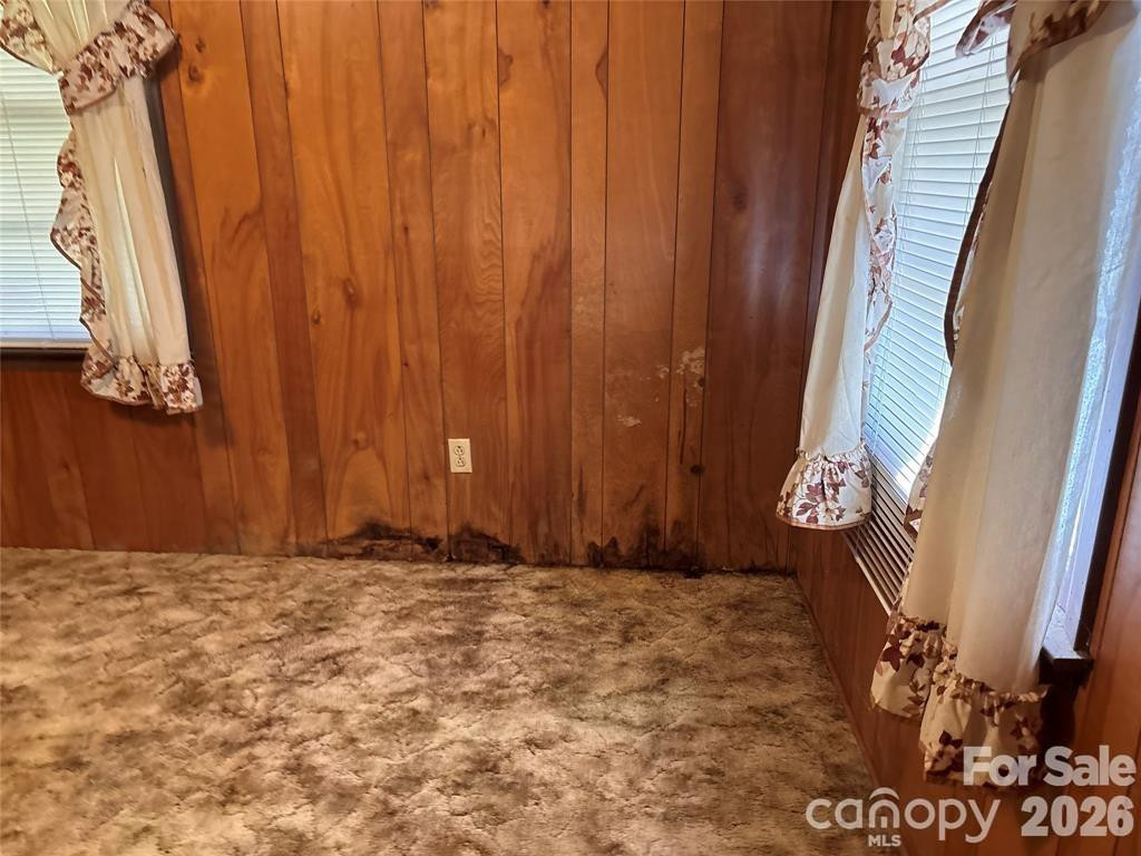 206 Railroad Street - Photo 6