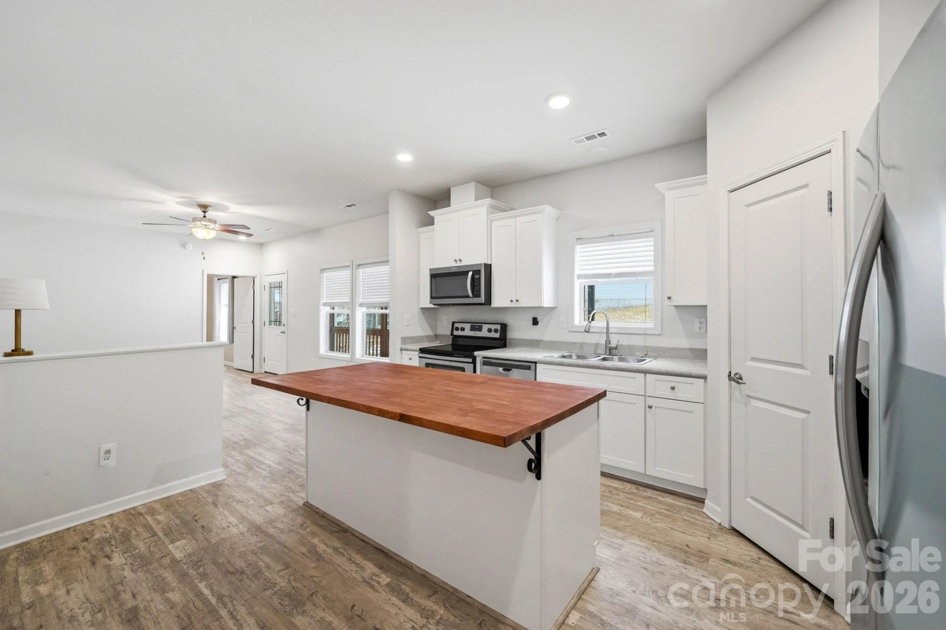 138 Lone Eagle Lane - Photo 9