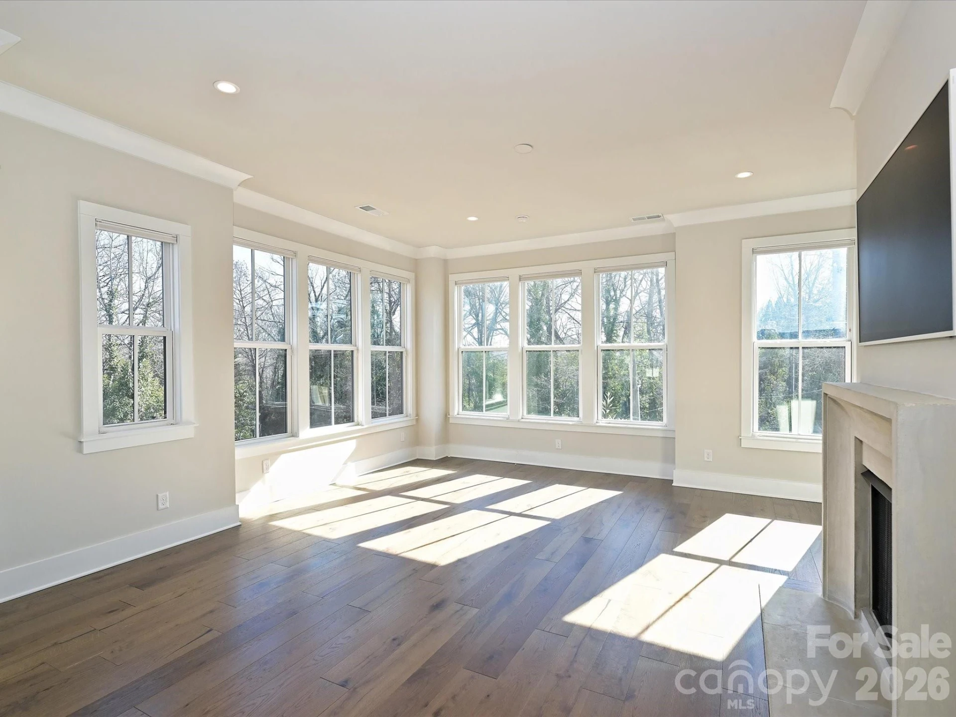 2428 Runnymede Lane - Photo 20