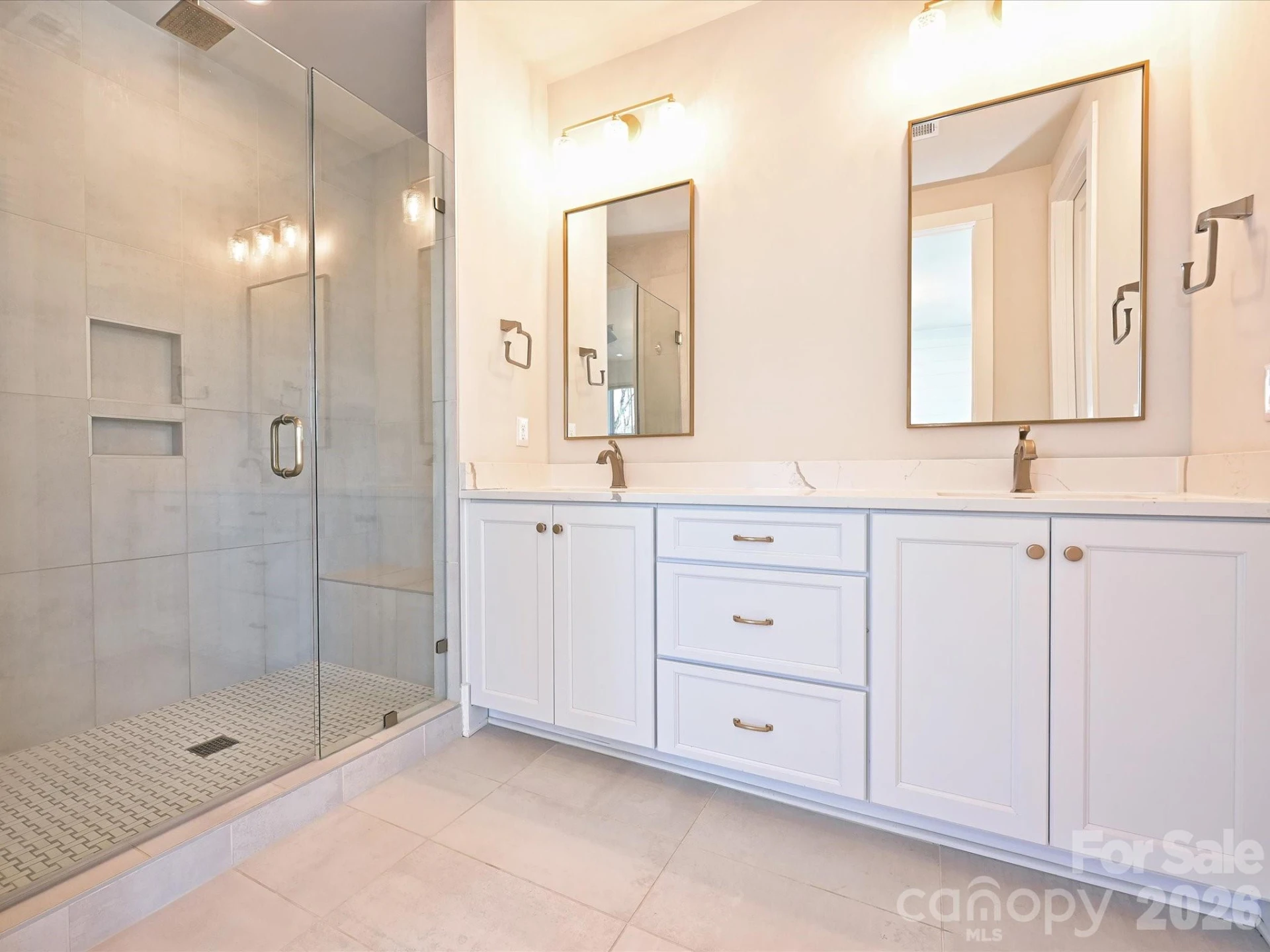2428 Runnymede Lane - Photo 33