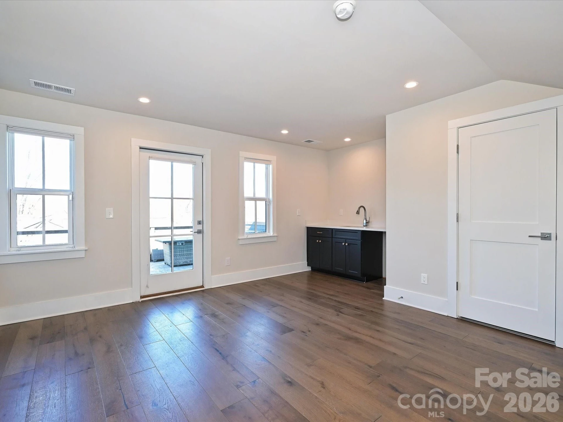 2428 Runnymede Lane - Photo 39