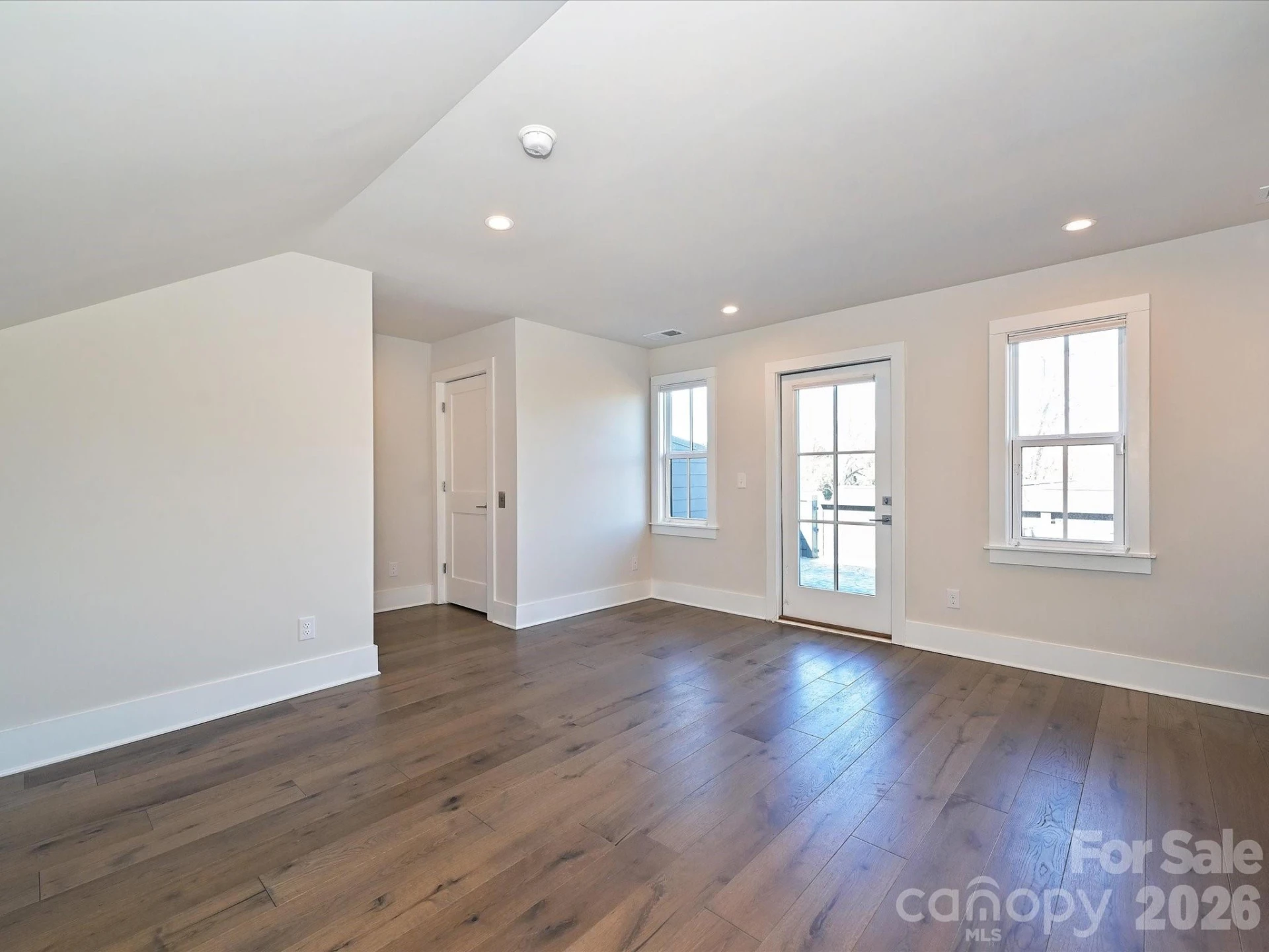 2428 Runnymede Lane - Photo 41