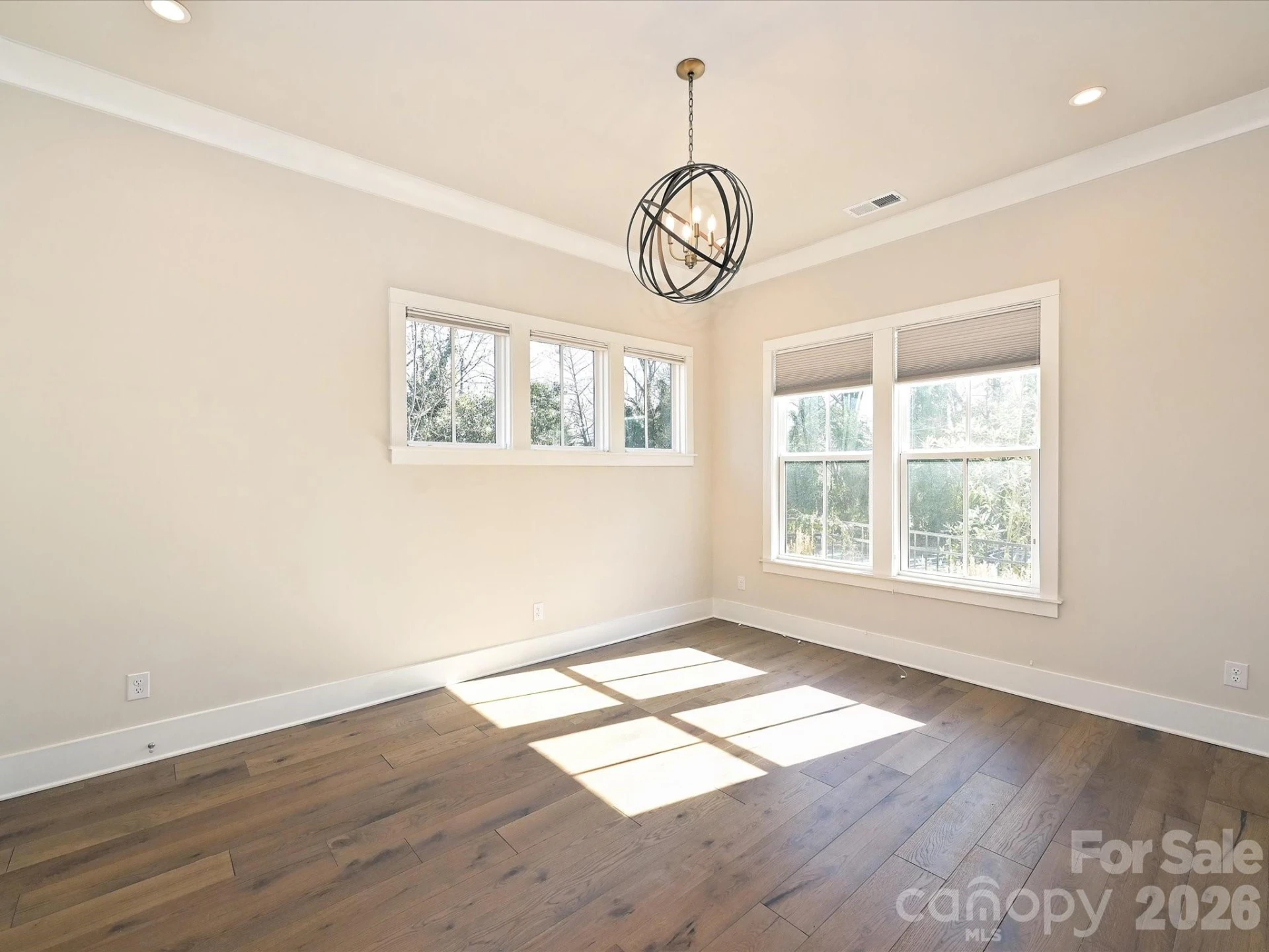 2428 Runnymede Lane - Photo 6
