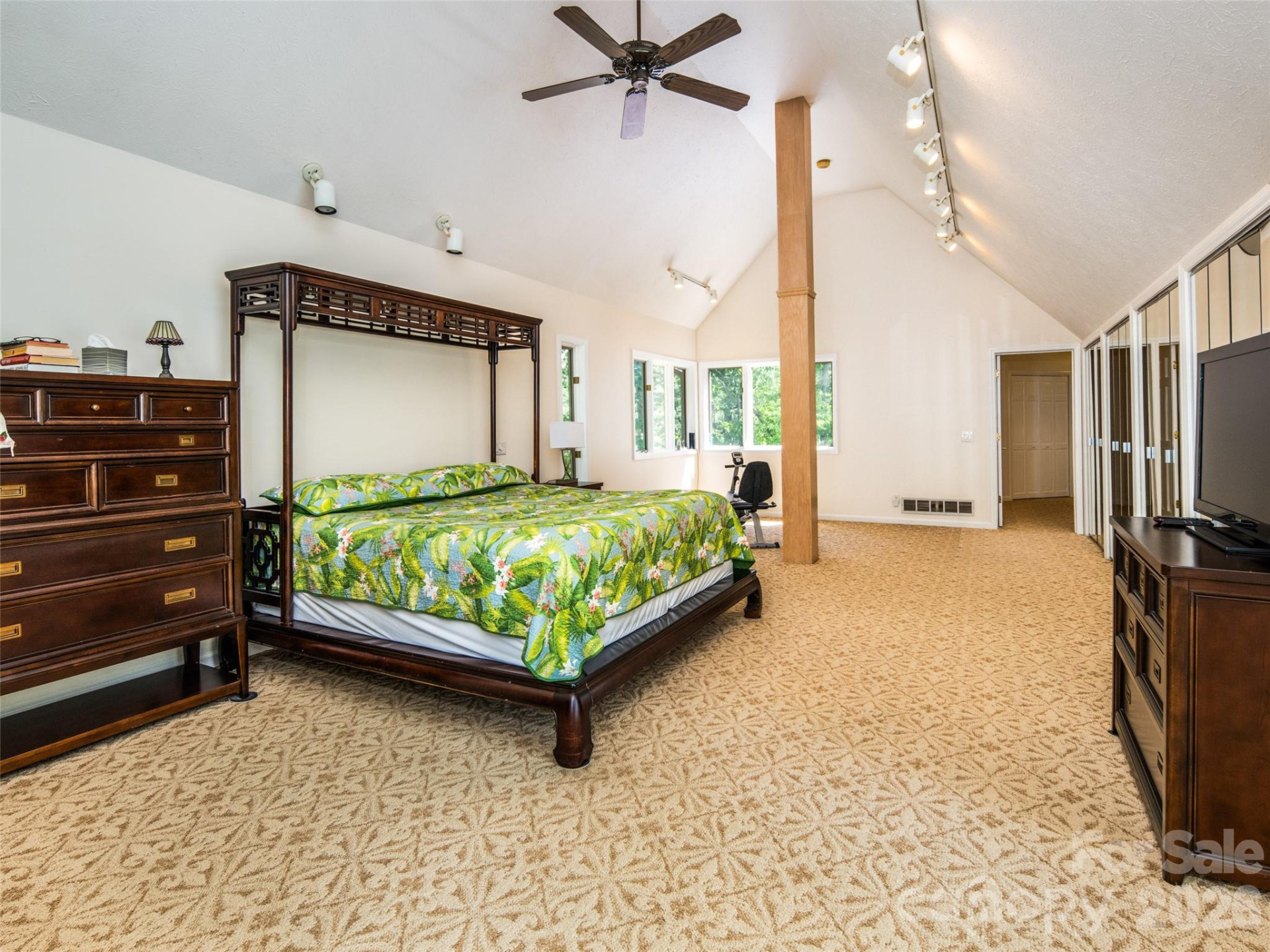 363 Rickel Drive - Photo 17