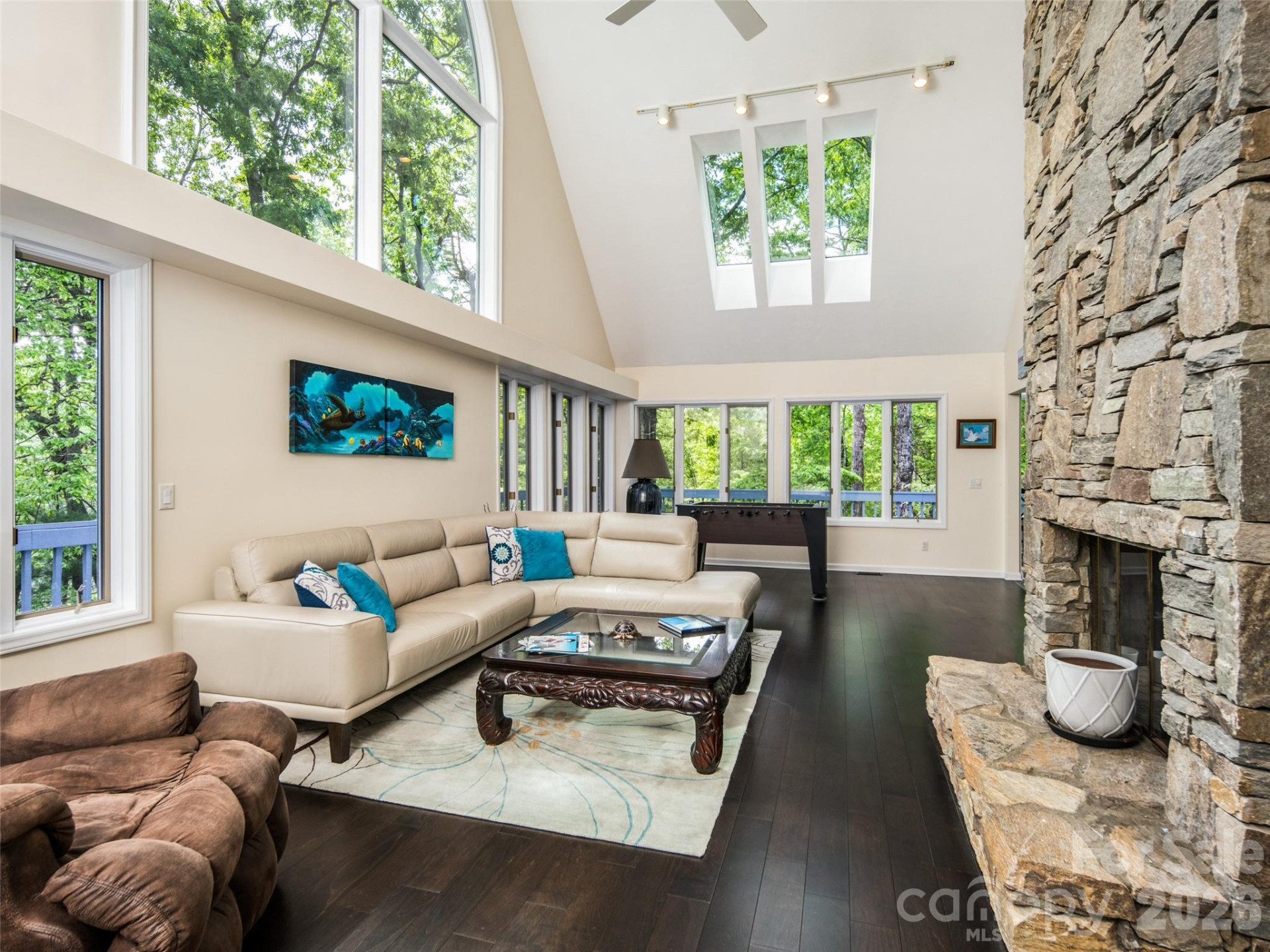 363 Rickel Drive - Photo 5