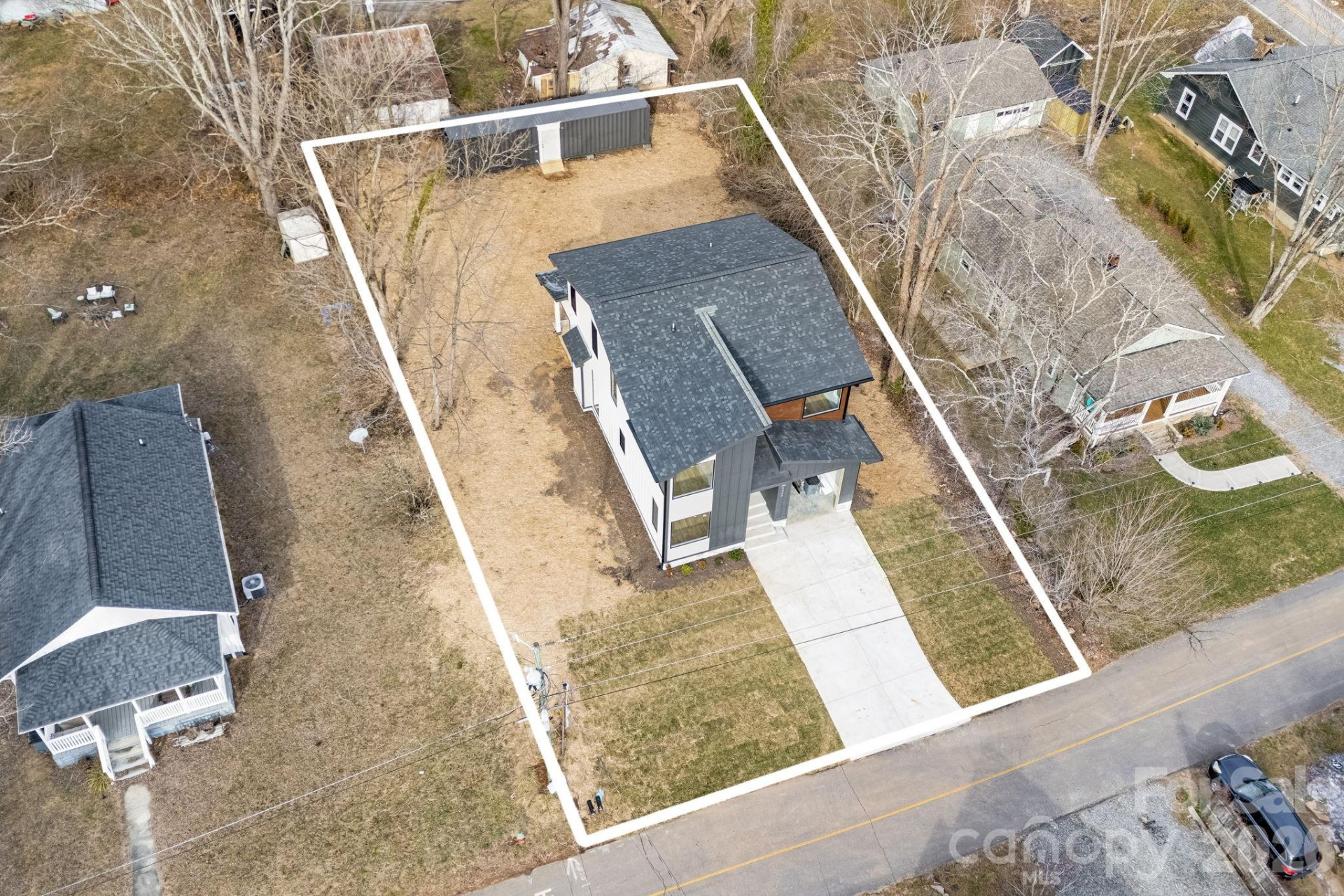 211 Ruby Avenue - Photo 3