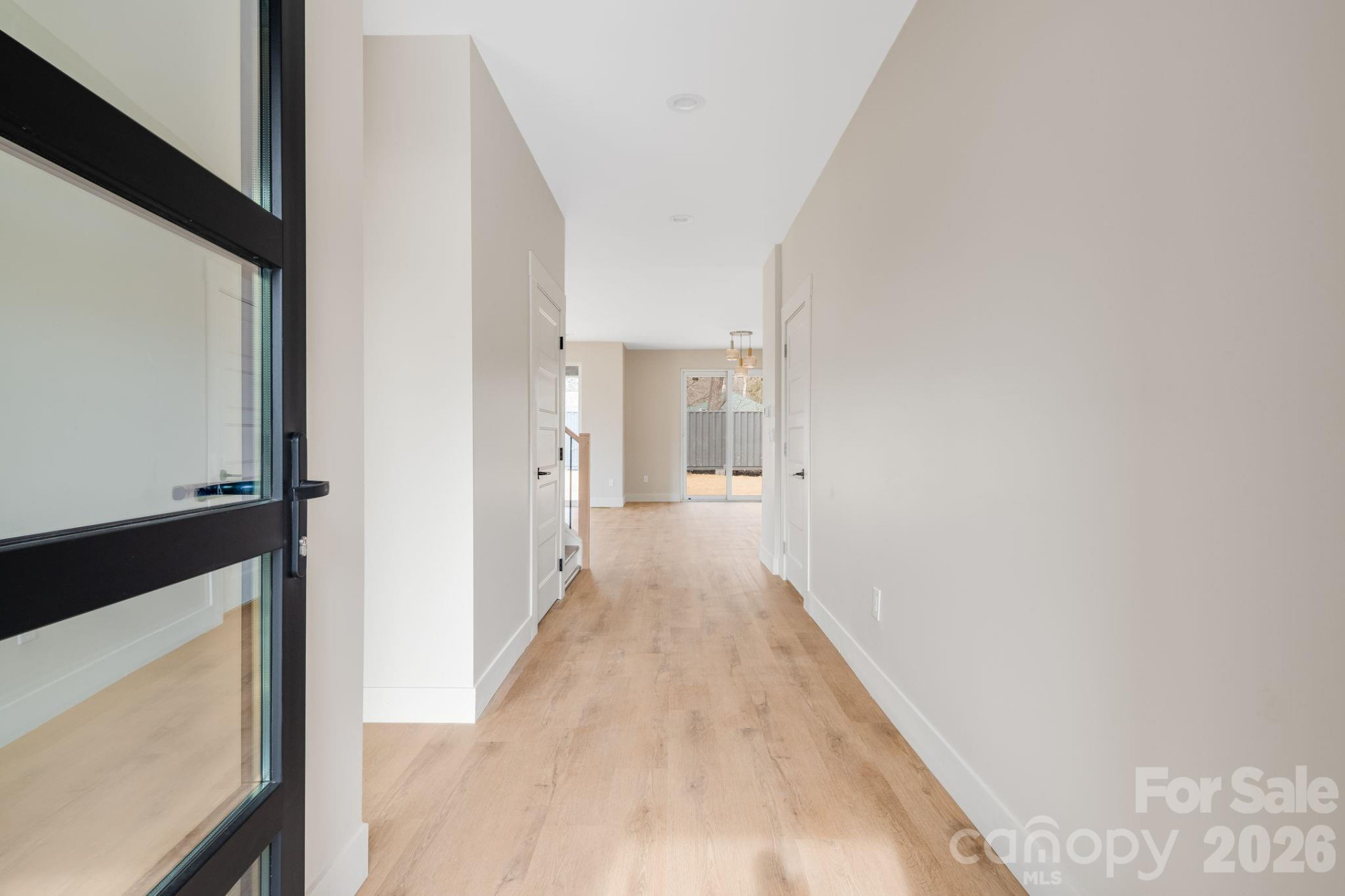 211 Ruby Avenue - Photo 5