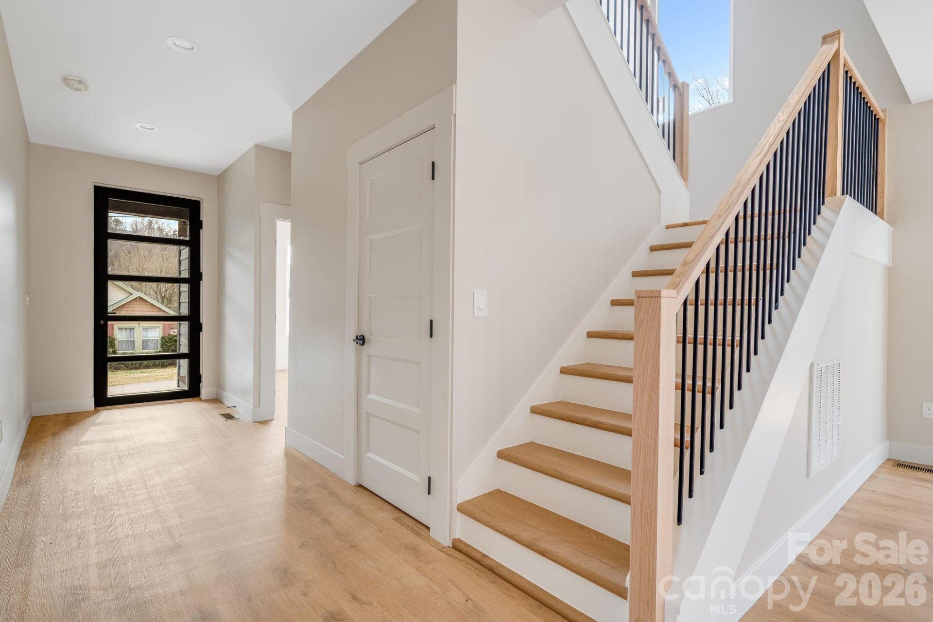 211 Ruby Avenue - Photo 6