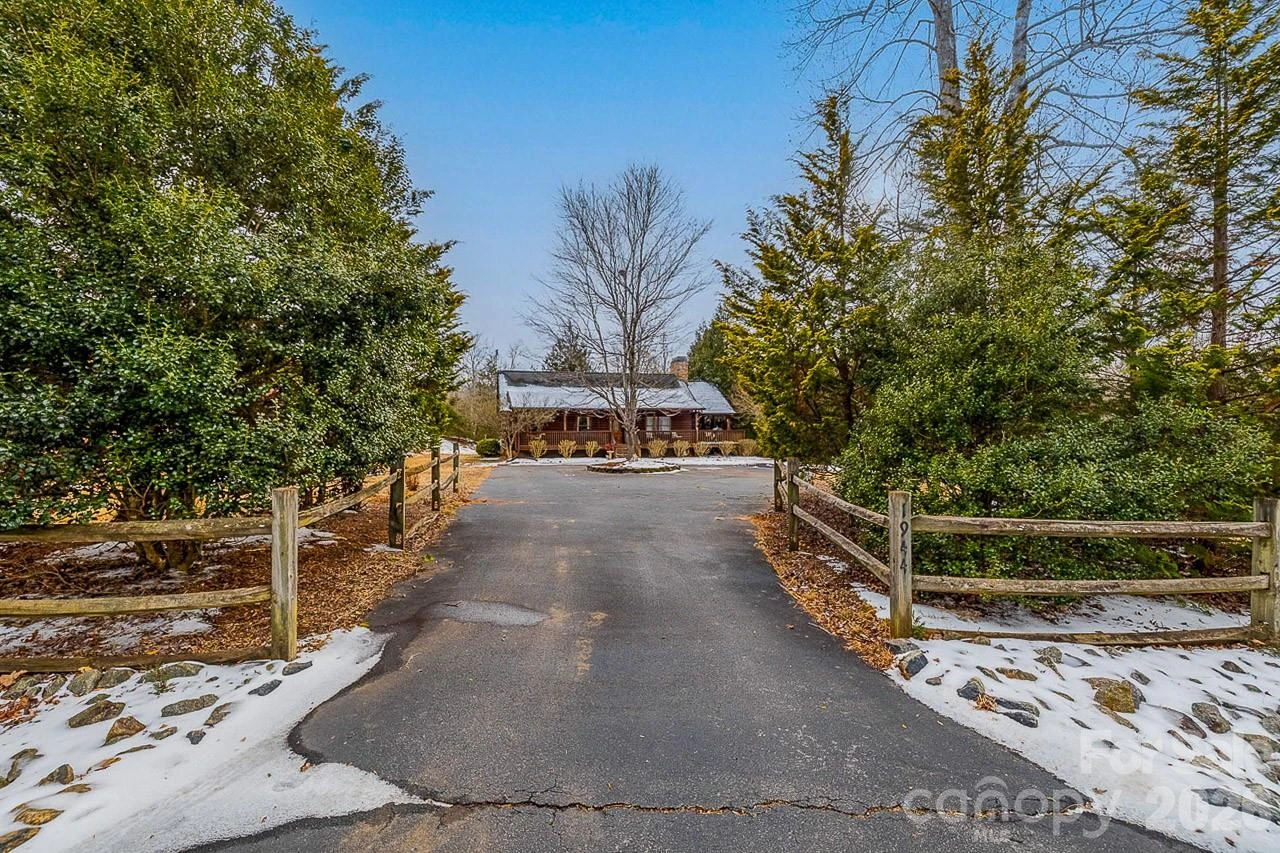 1944 River Crest Parkway - Photo 4