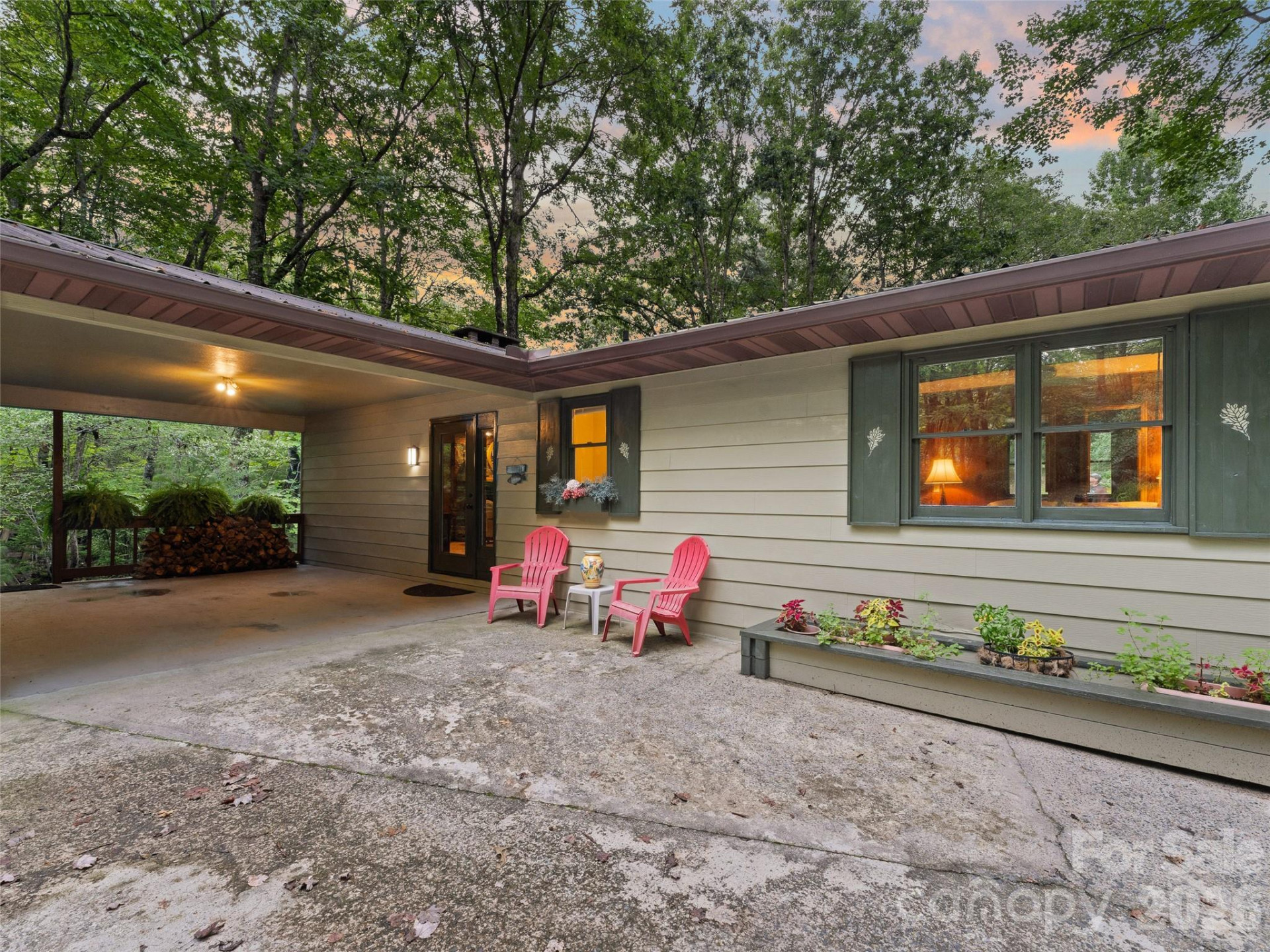 219 Kentwood Lane - Photo 5