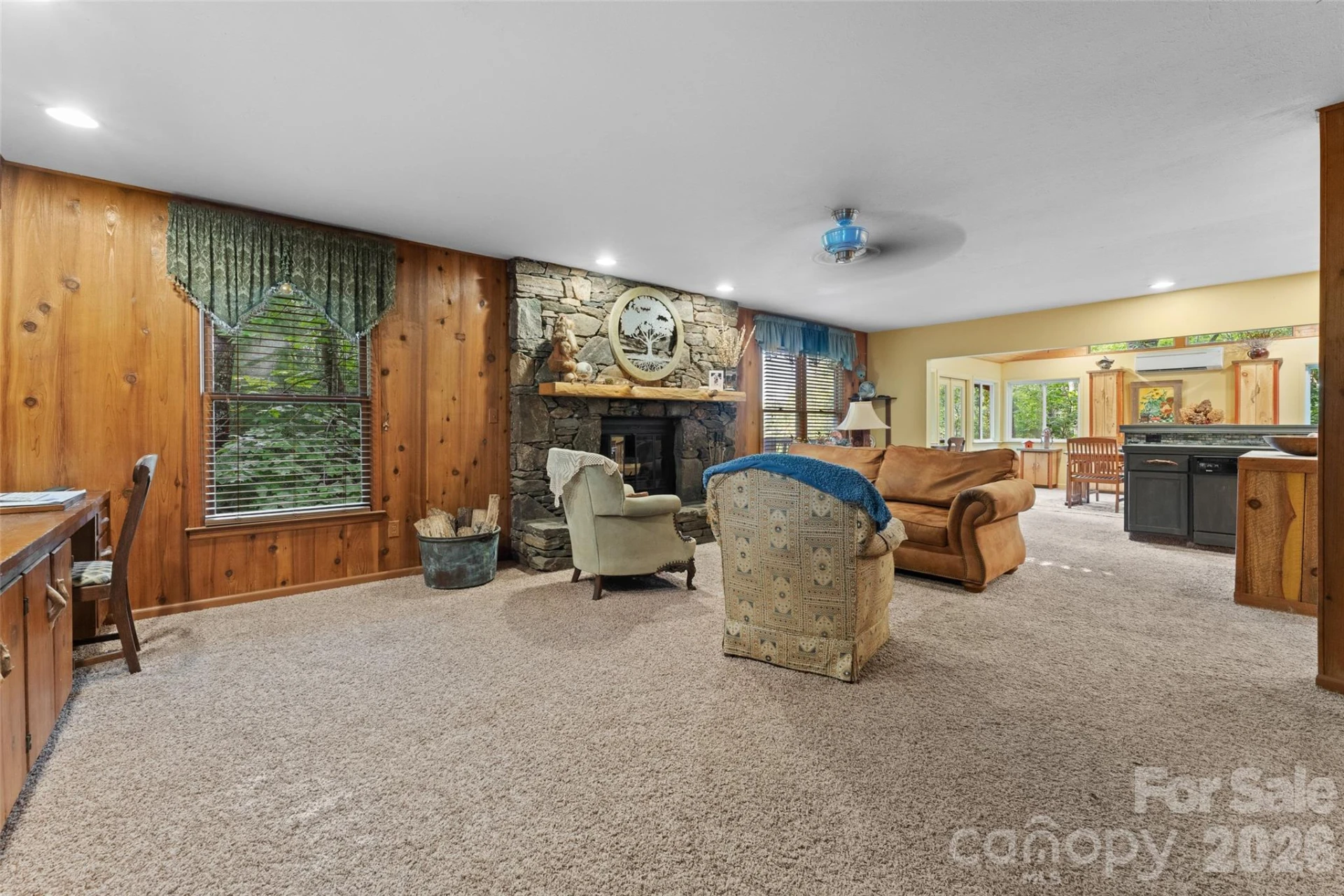 219 Kentwood Lane - Photo 6