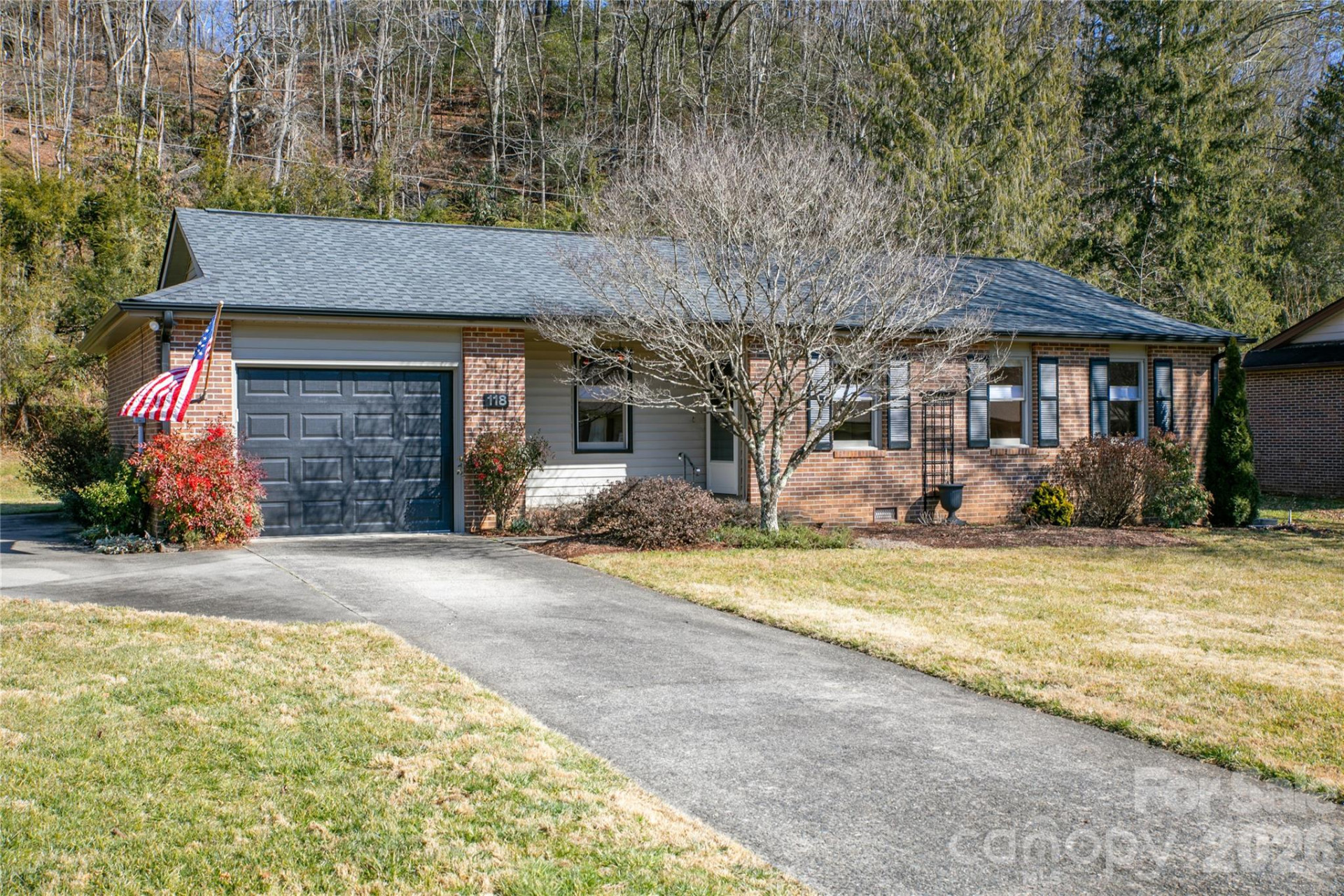 118 Resada Drive