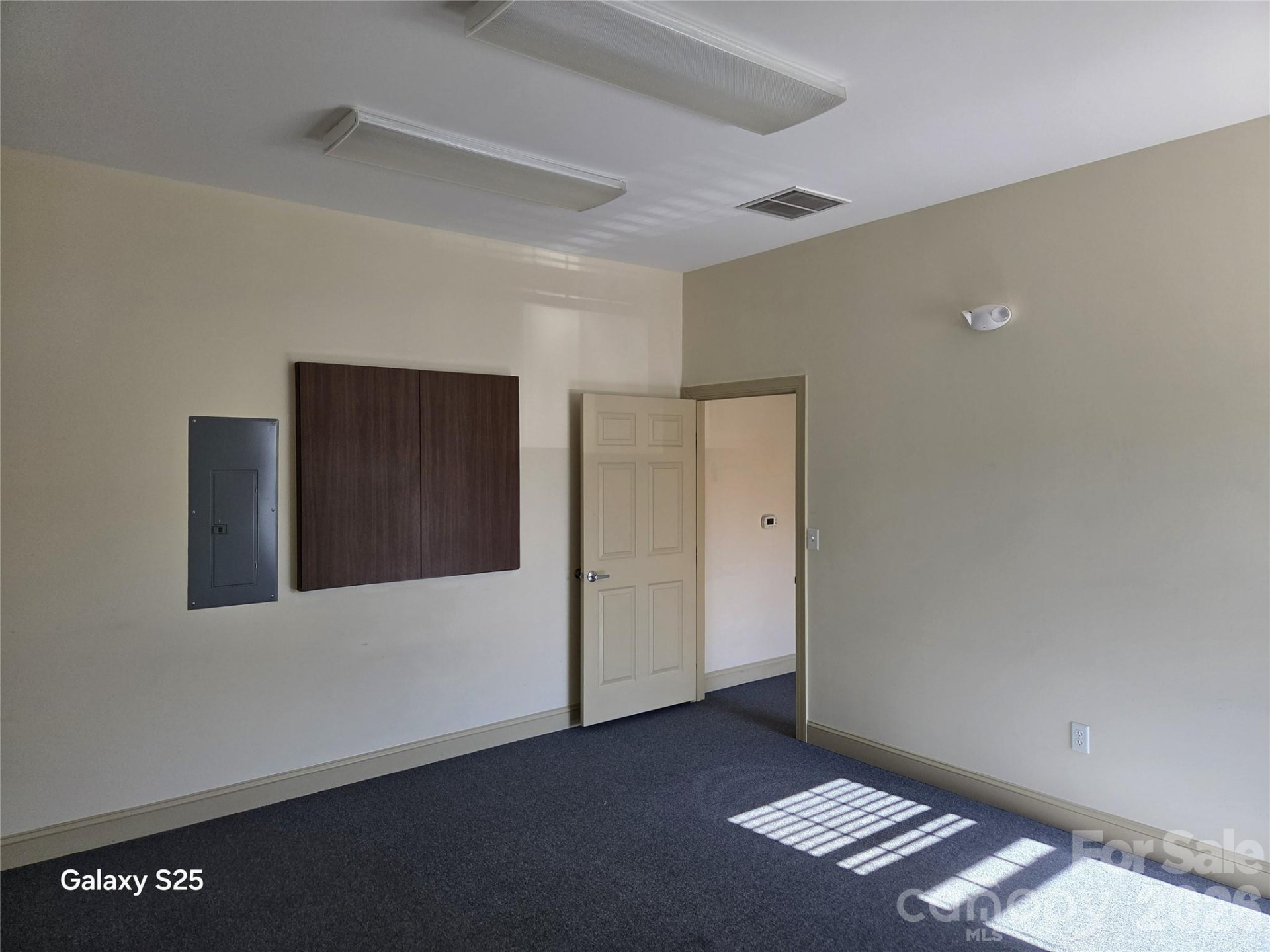 120 Chadwick Square Court #E - Photo 6