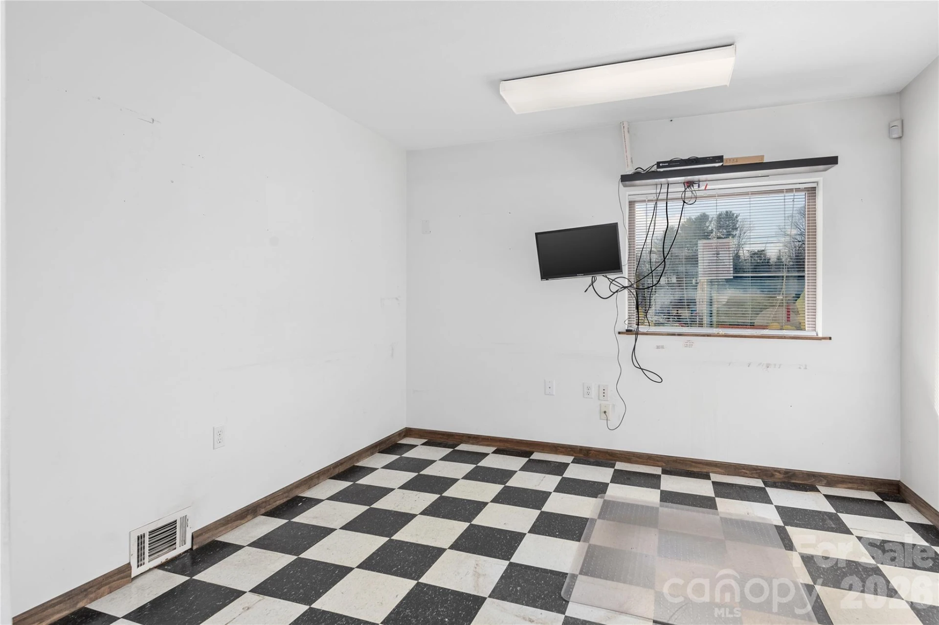 1473 Patton Avenue - Photo 9