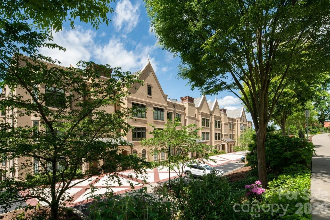 288 Macon Avenue #301