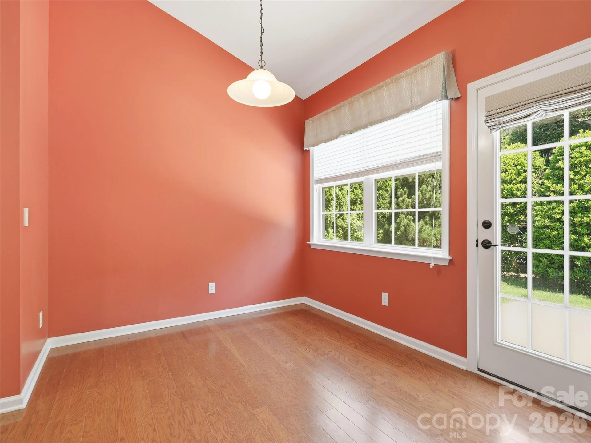 1 Breyerton Court - Photo 11