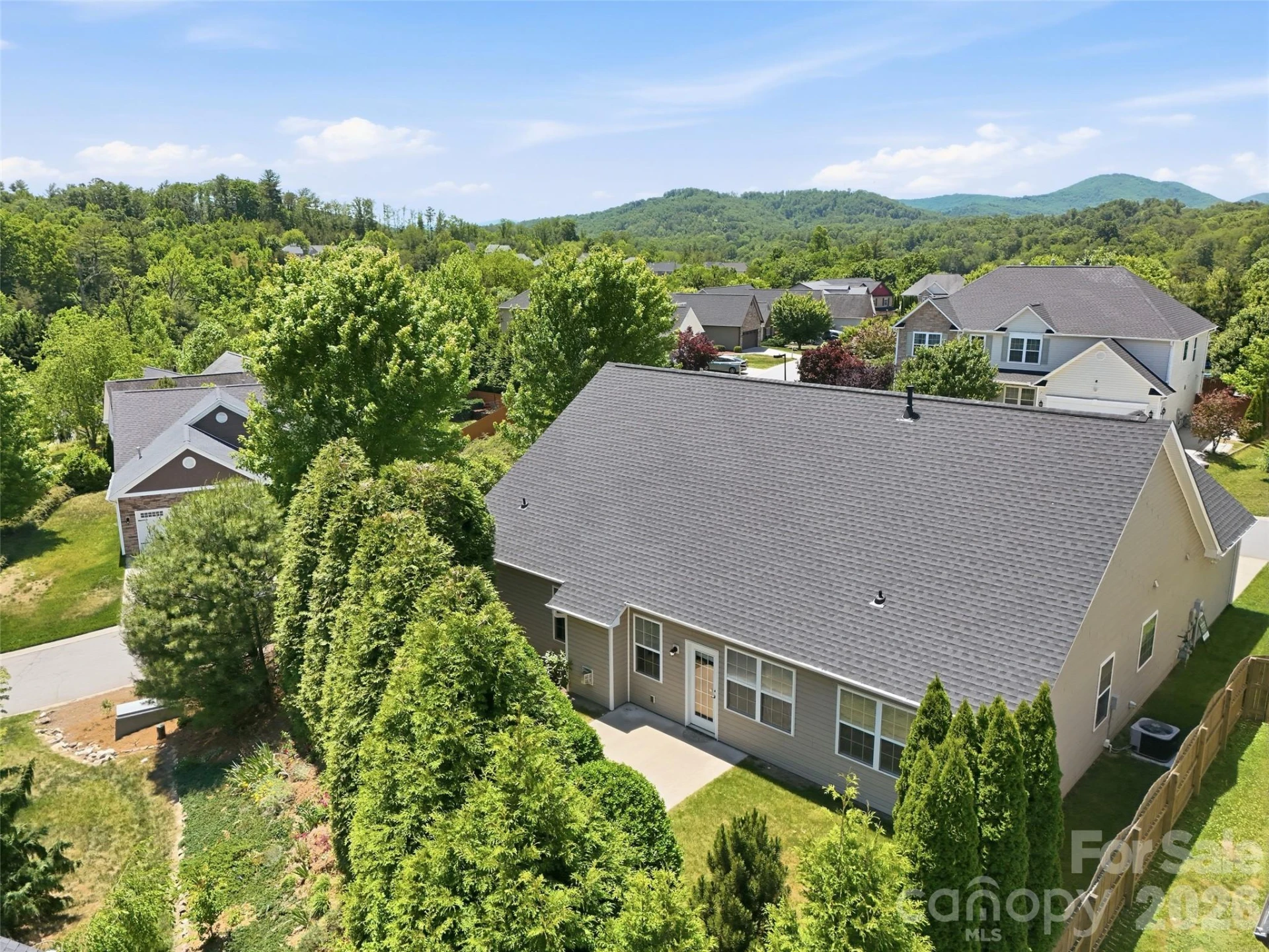 1 Breyerton Court - Photo 29