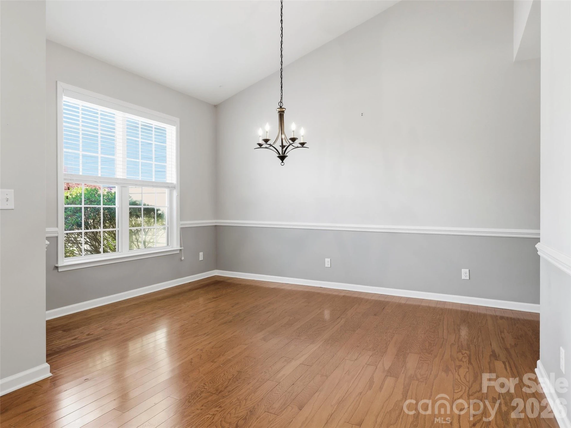 1 Breyerton Court - Photo 5