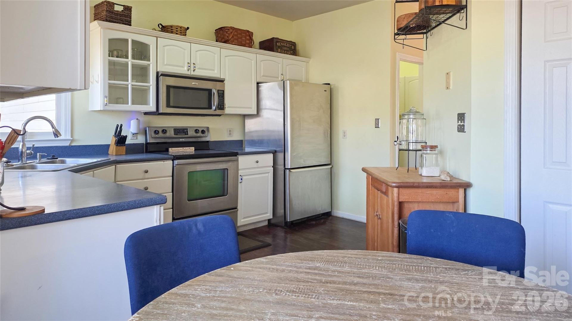 28 Sweetbriar Court - Photo 11