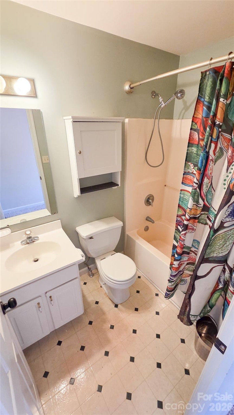 28 Sweetbriar Court - Photo 24