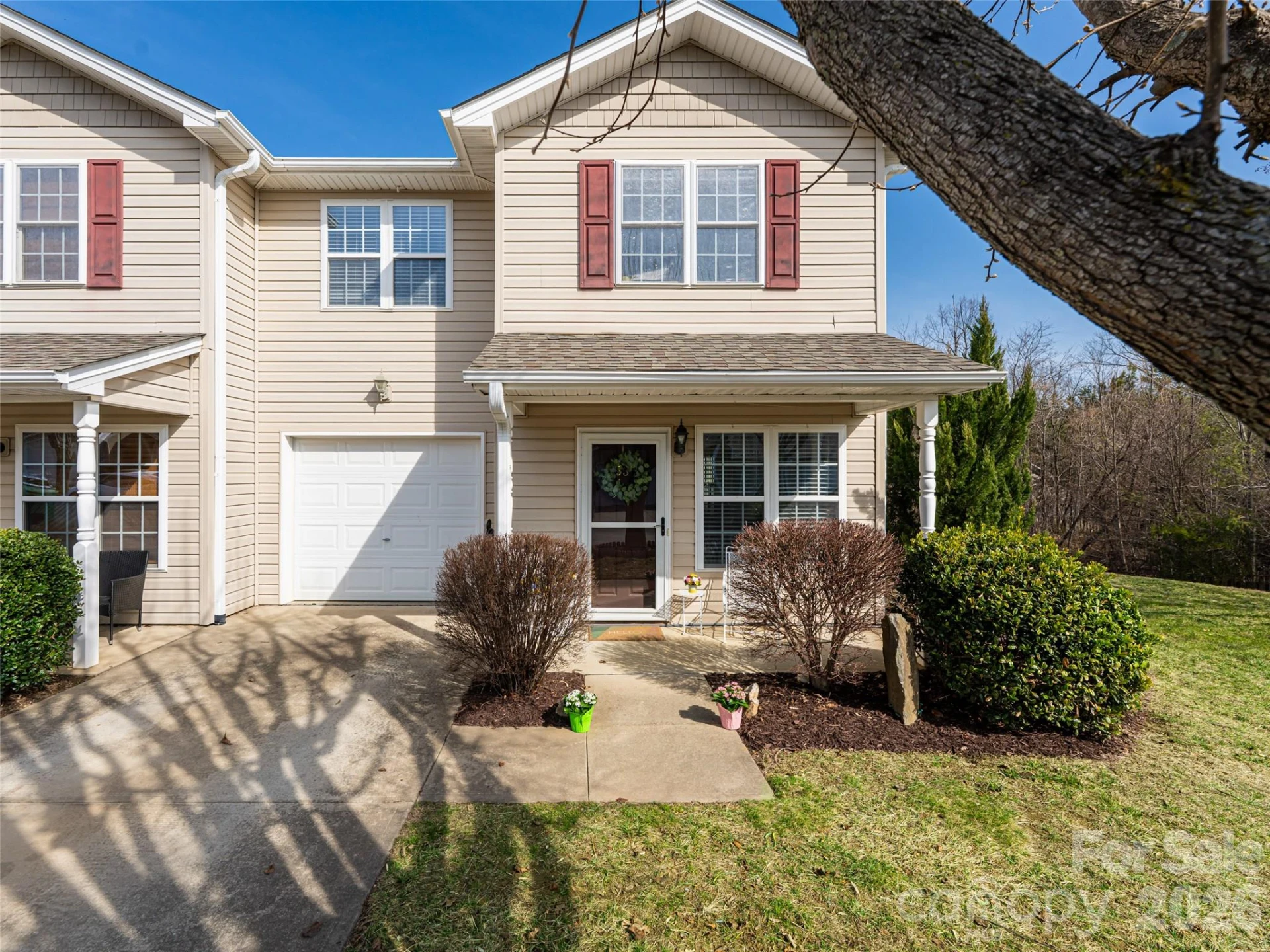 93 Sunny Meadows Boulevard - Photo 2