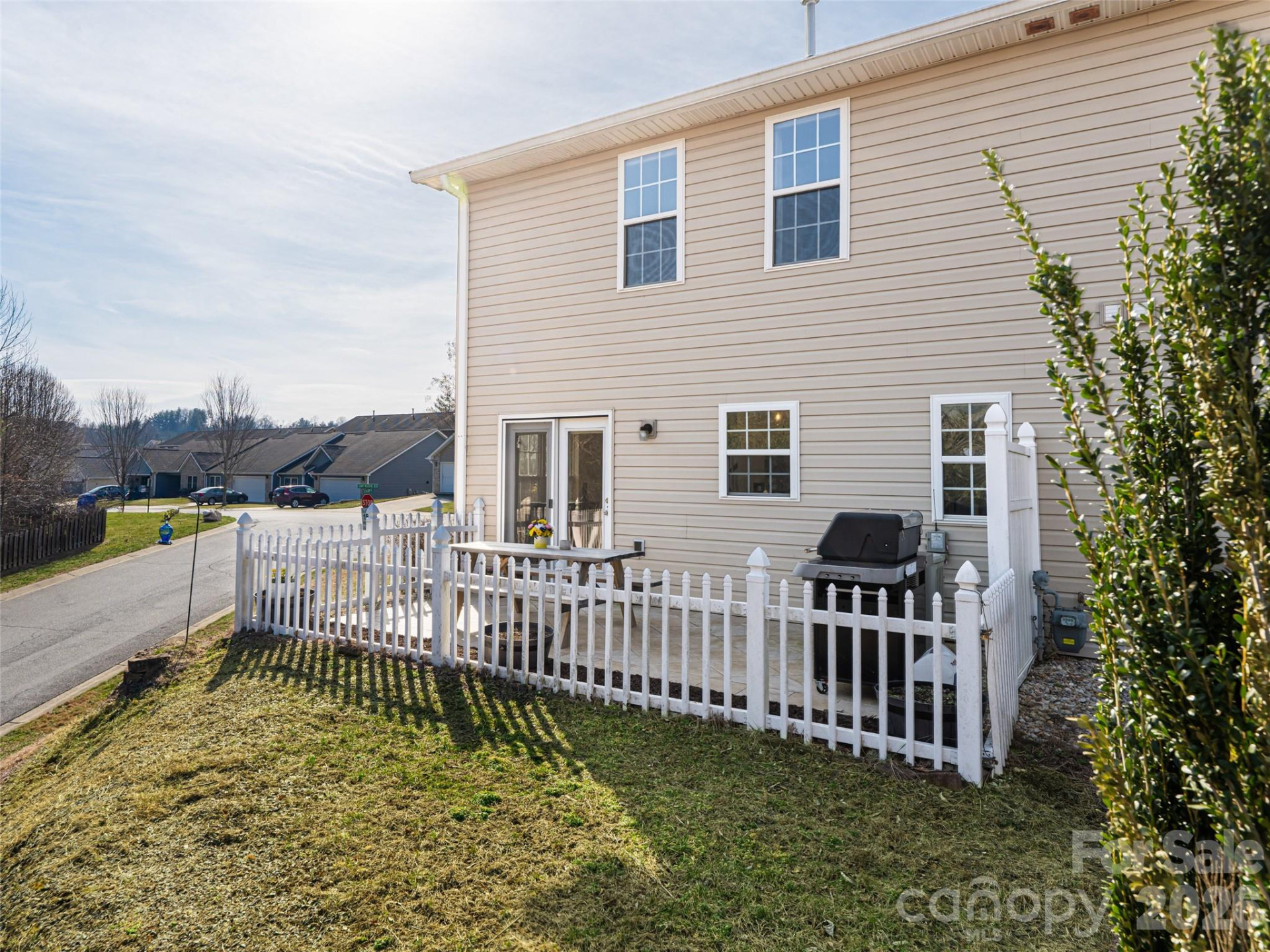 93 Sunny Meadows Boulevard - Photo 32