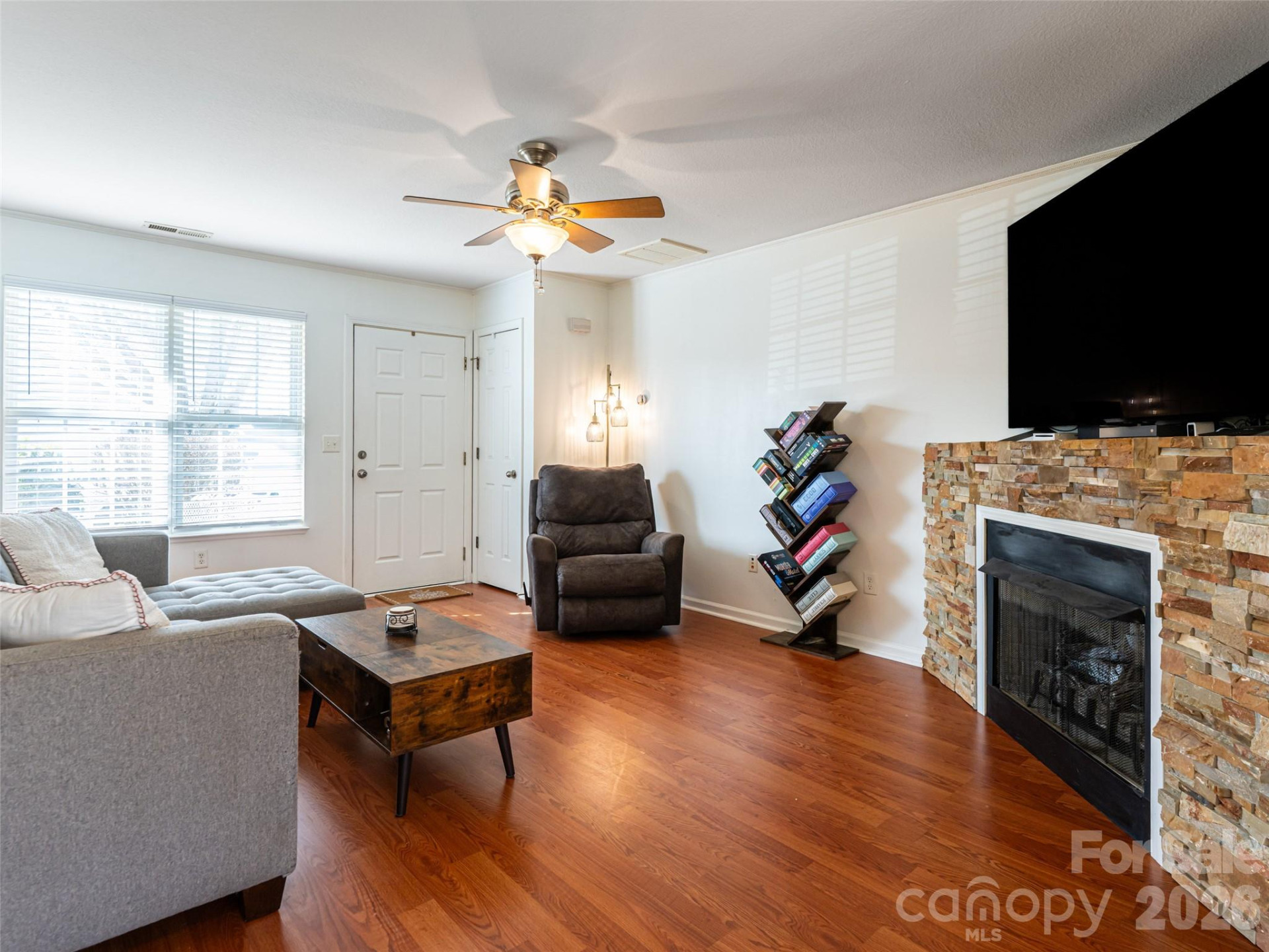 93 Sunny Meadows Boulevard - Photo 7