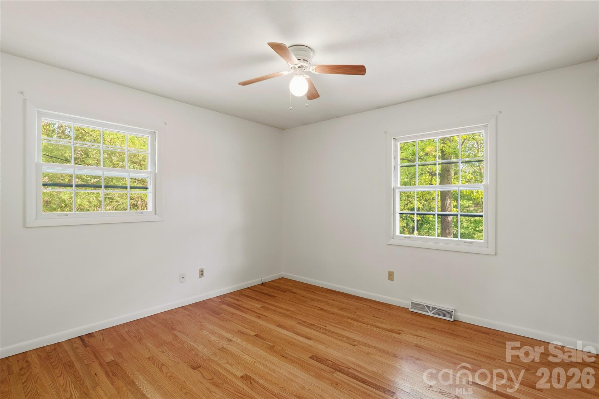 68 Imperial Court - Photo 17