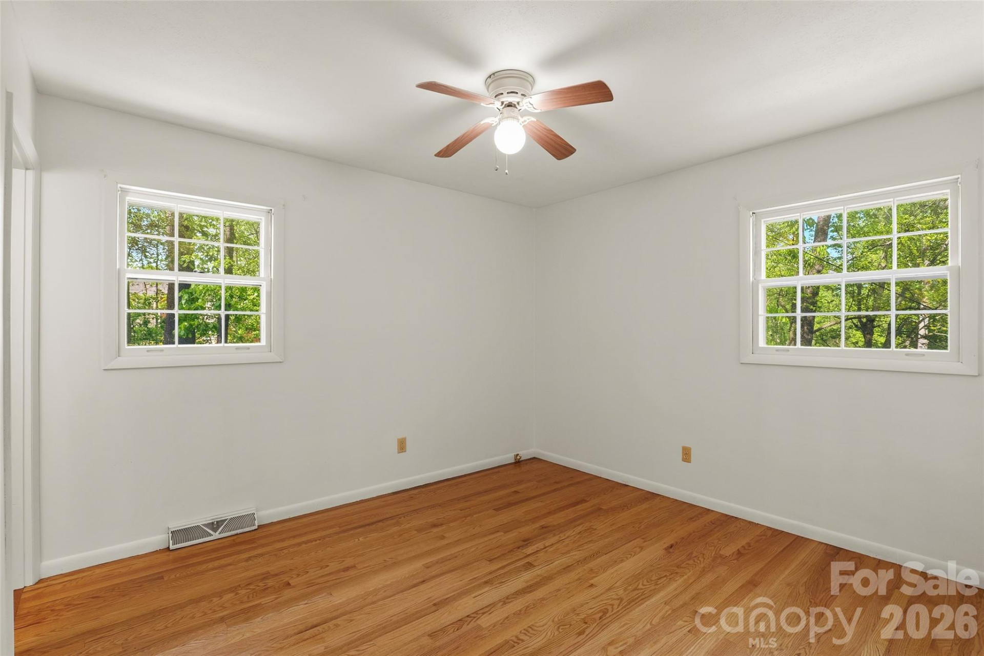 68 Imperial Court - Photo 18