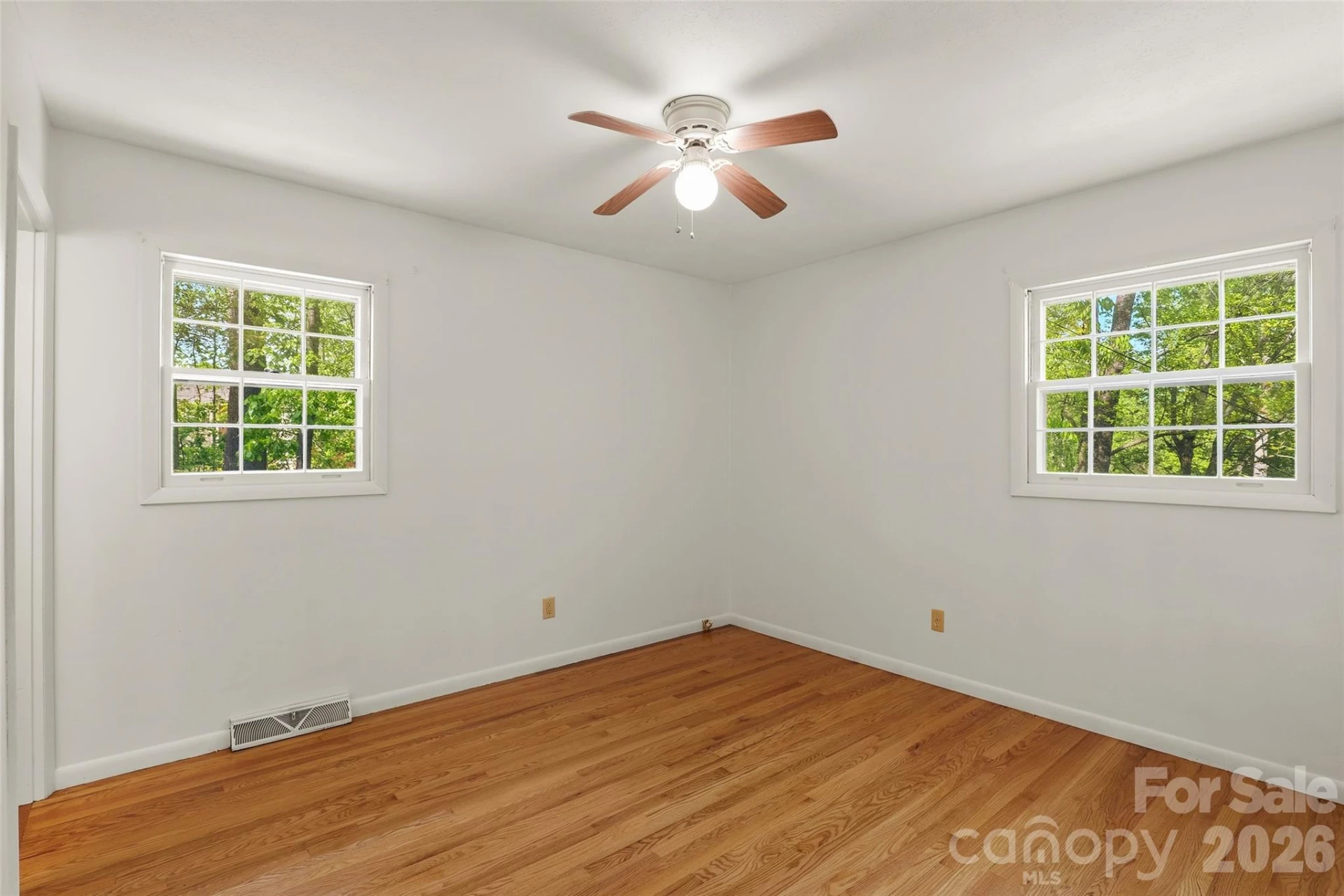 68 Imperial Court - Photo 17