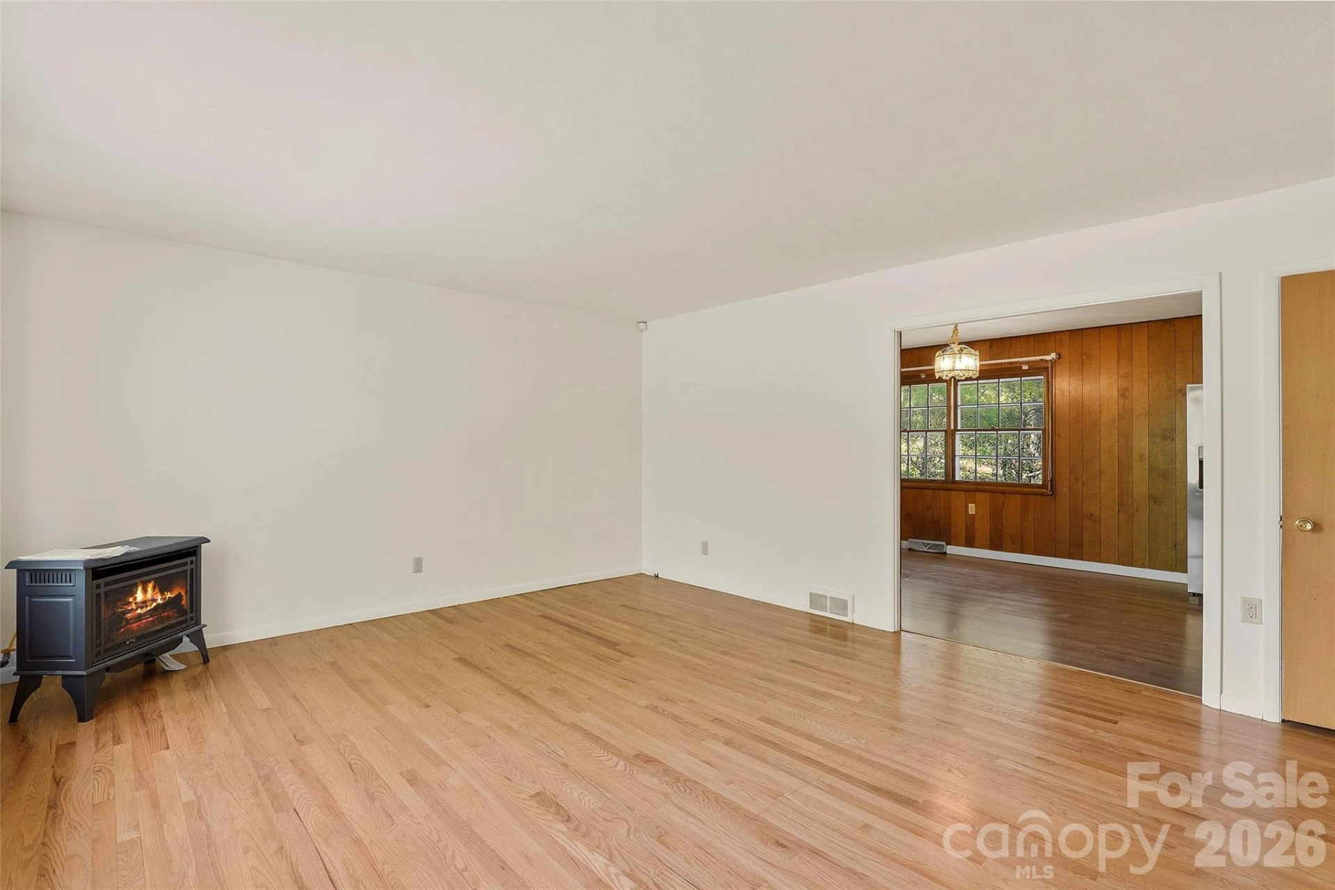 68 Imperial Court - Photo 4