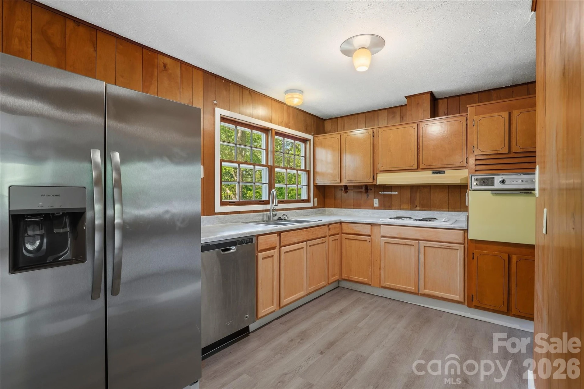 68 Imperial Court - Photo 8