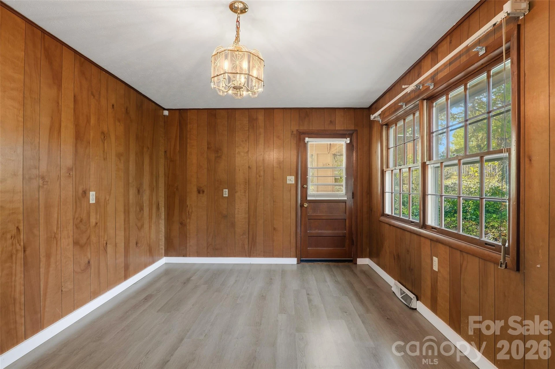 68 Imperial Court - Photo 9