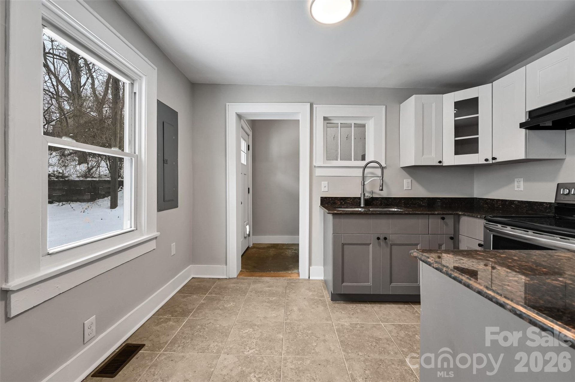 21 Hilldale Road - Photo 7