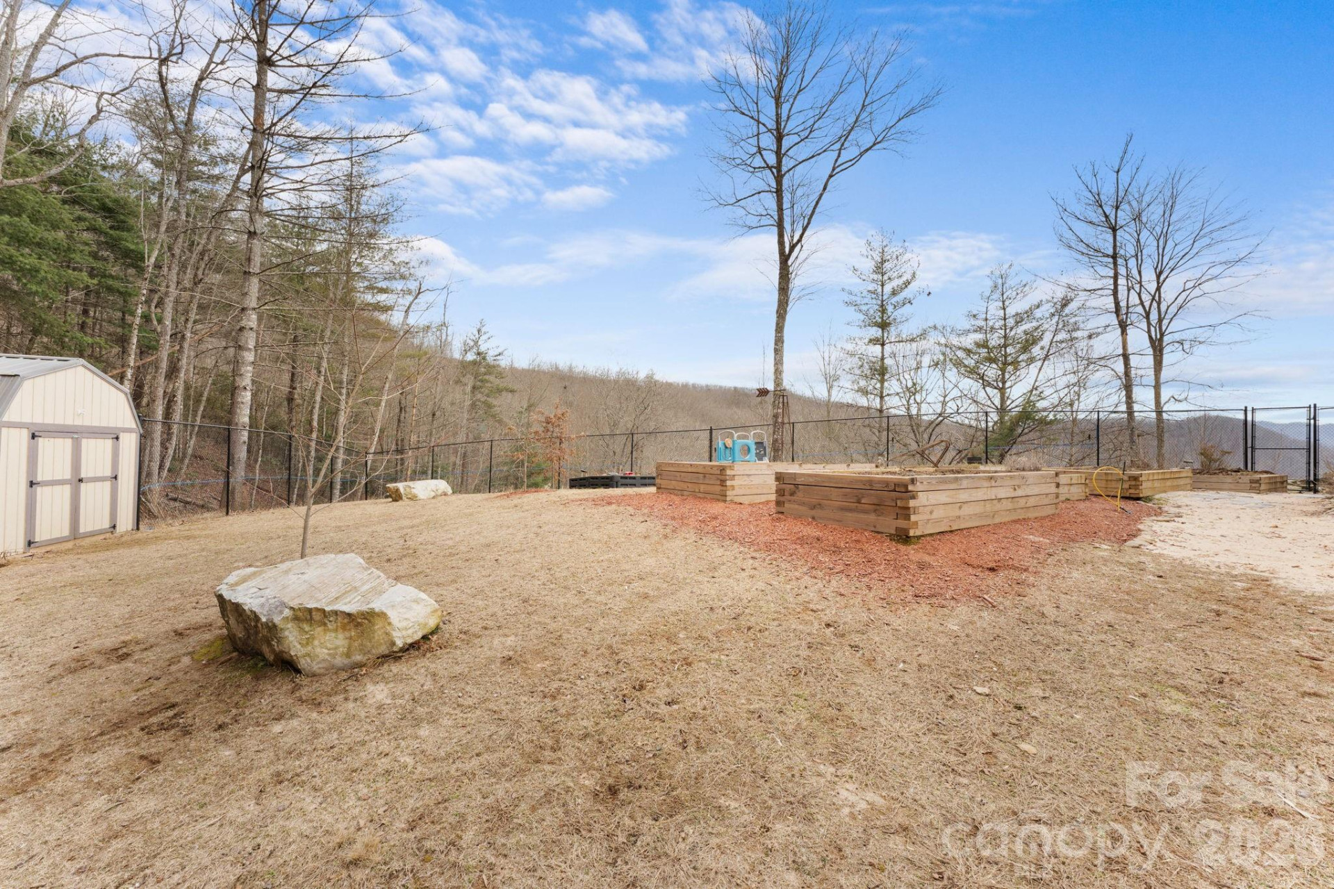 833 Fox Run Road - Photo 42