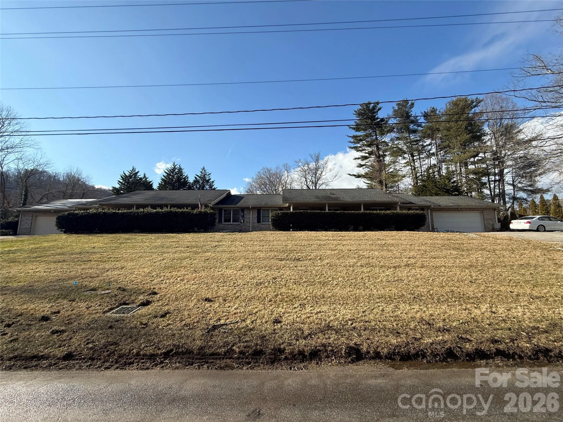 207 Daniel Drive - Photo 2