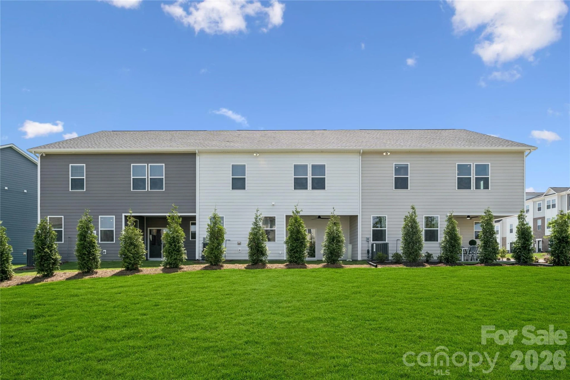 1293 Margo Mannor None - Photo 2