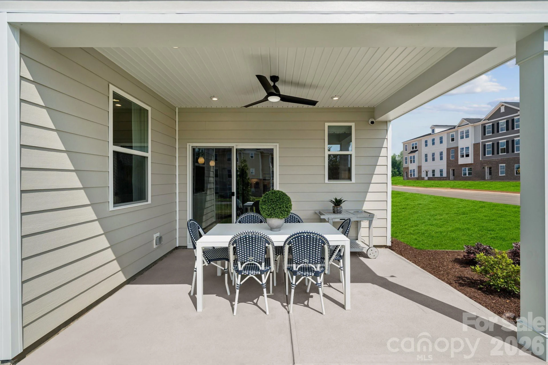 1293 Margo Mannor None - Photo 3