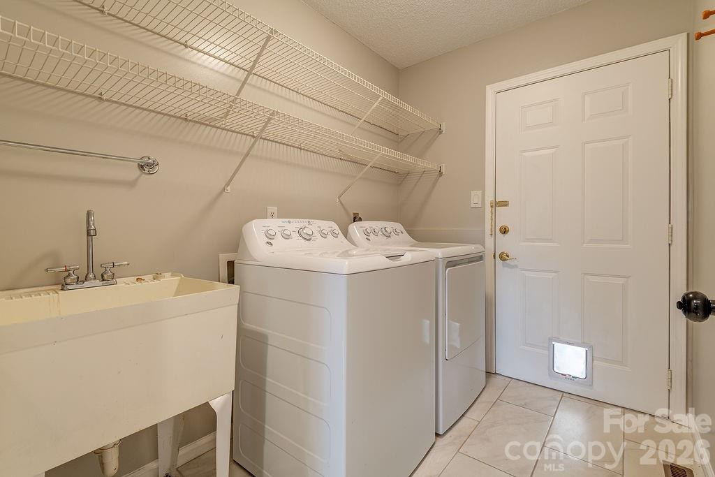 70 Forest Lake Drive - Photo 28