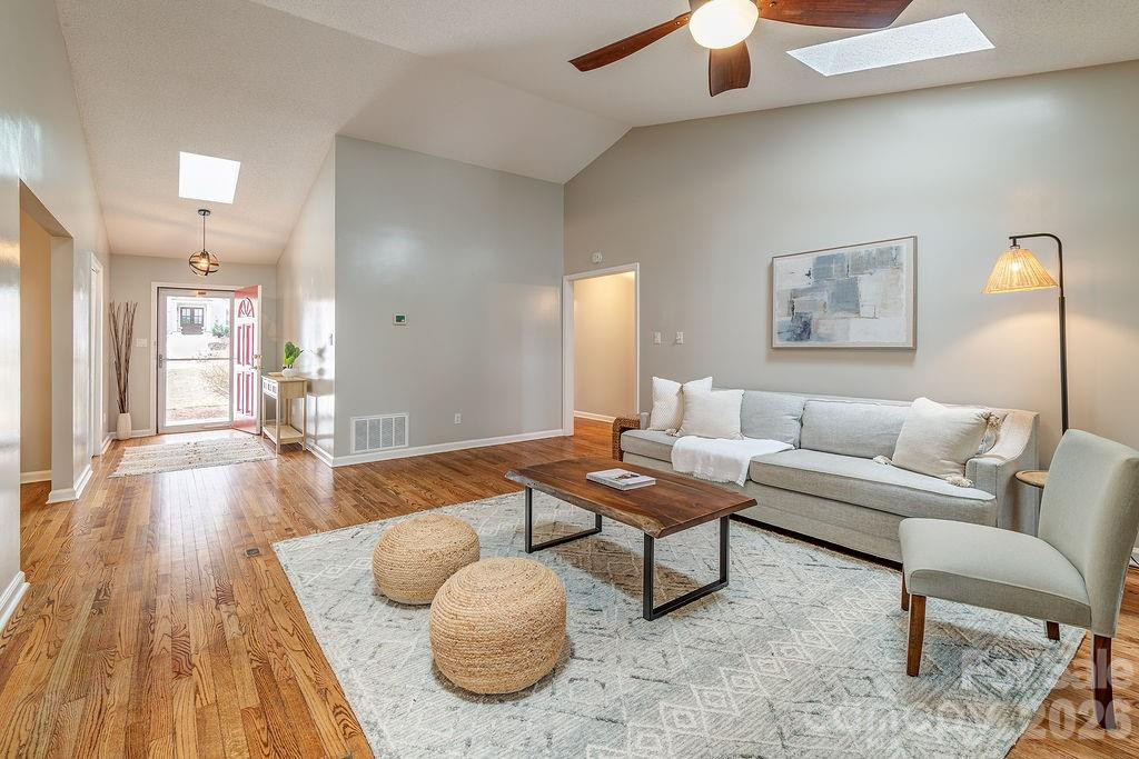 70 Forest Lake Drive - Photo 8