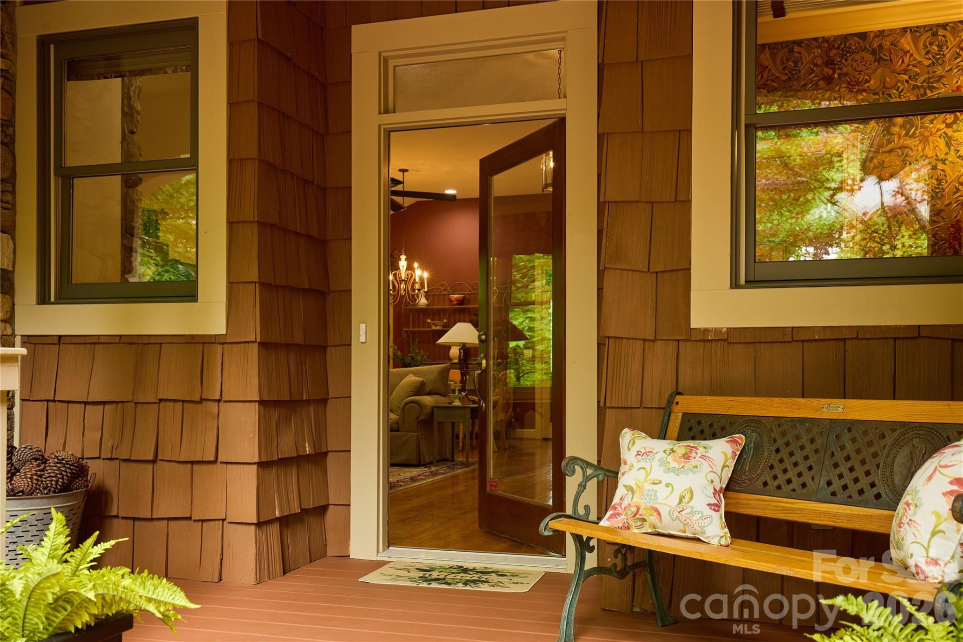 201 Chimney Crossing - Photo 5