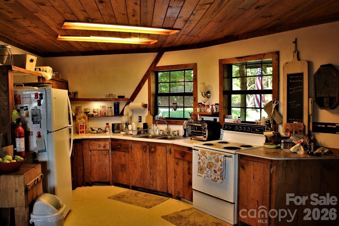 745 Broom Road - Photo 26