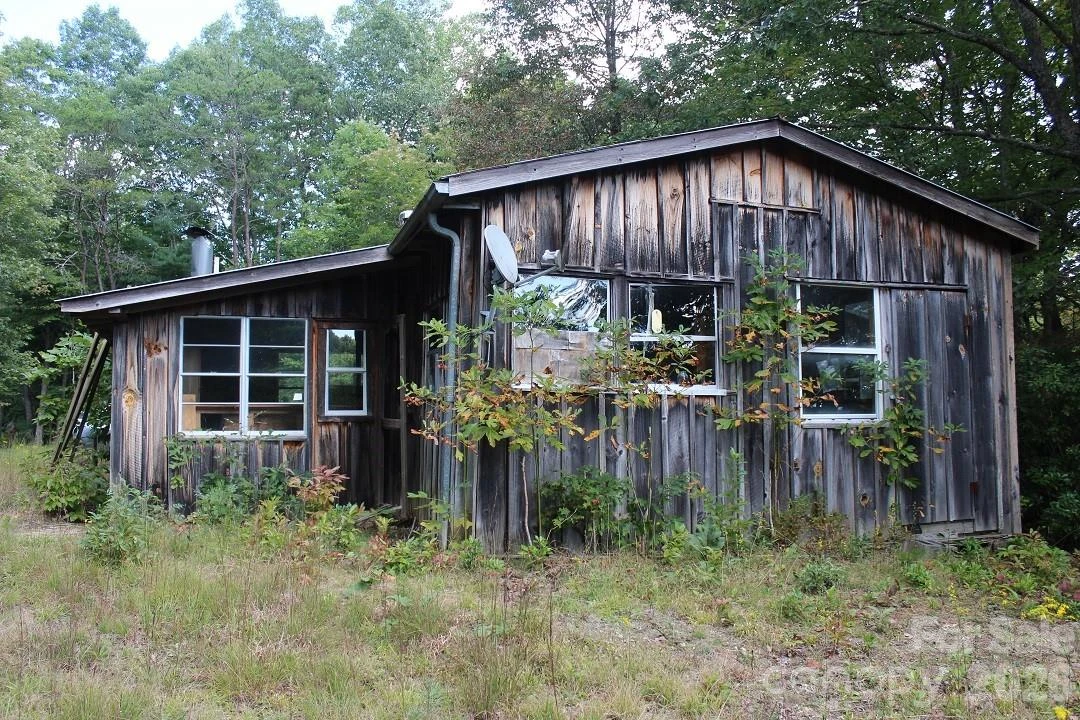 745 Broom Road - Photo 40